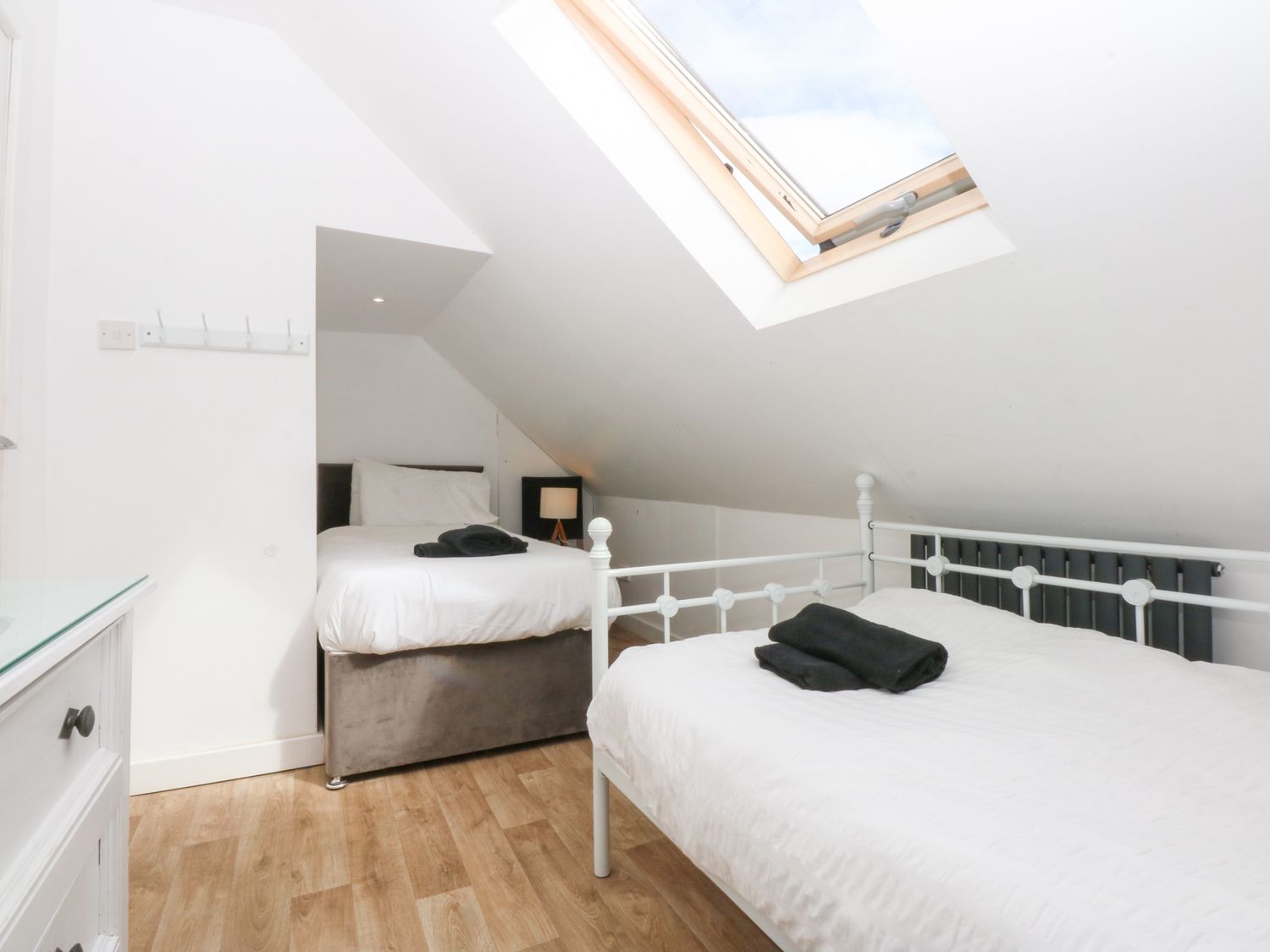 11 Seabreeze, Llandudno