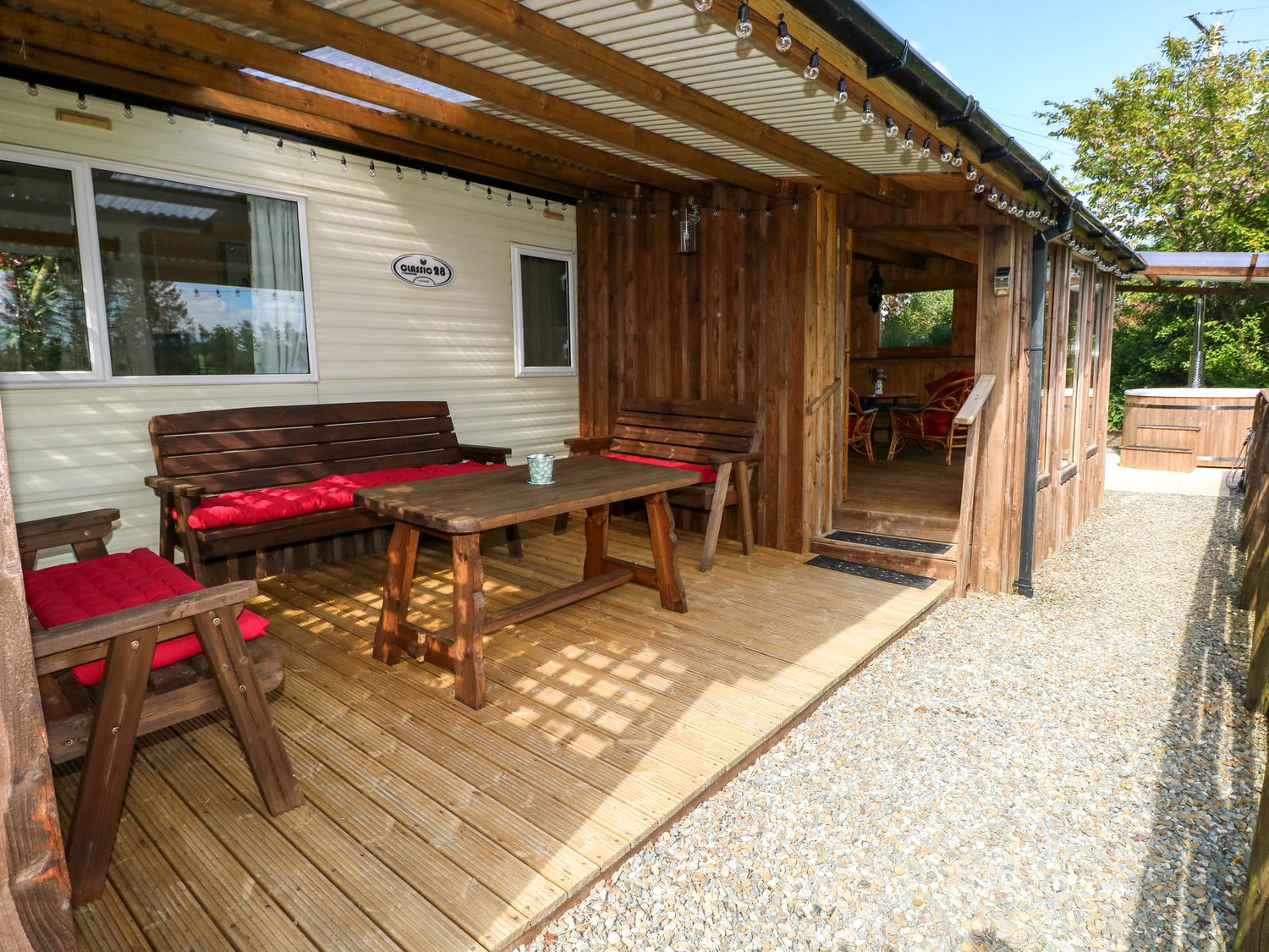 Caravan Bryngwyn, Boncath