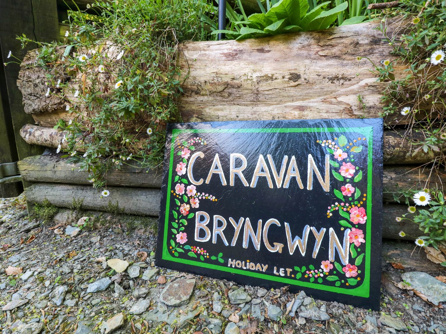 Caravan Bryngwyn, Boncath