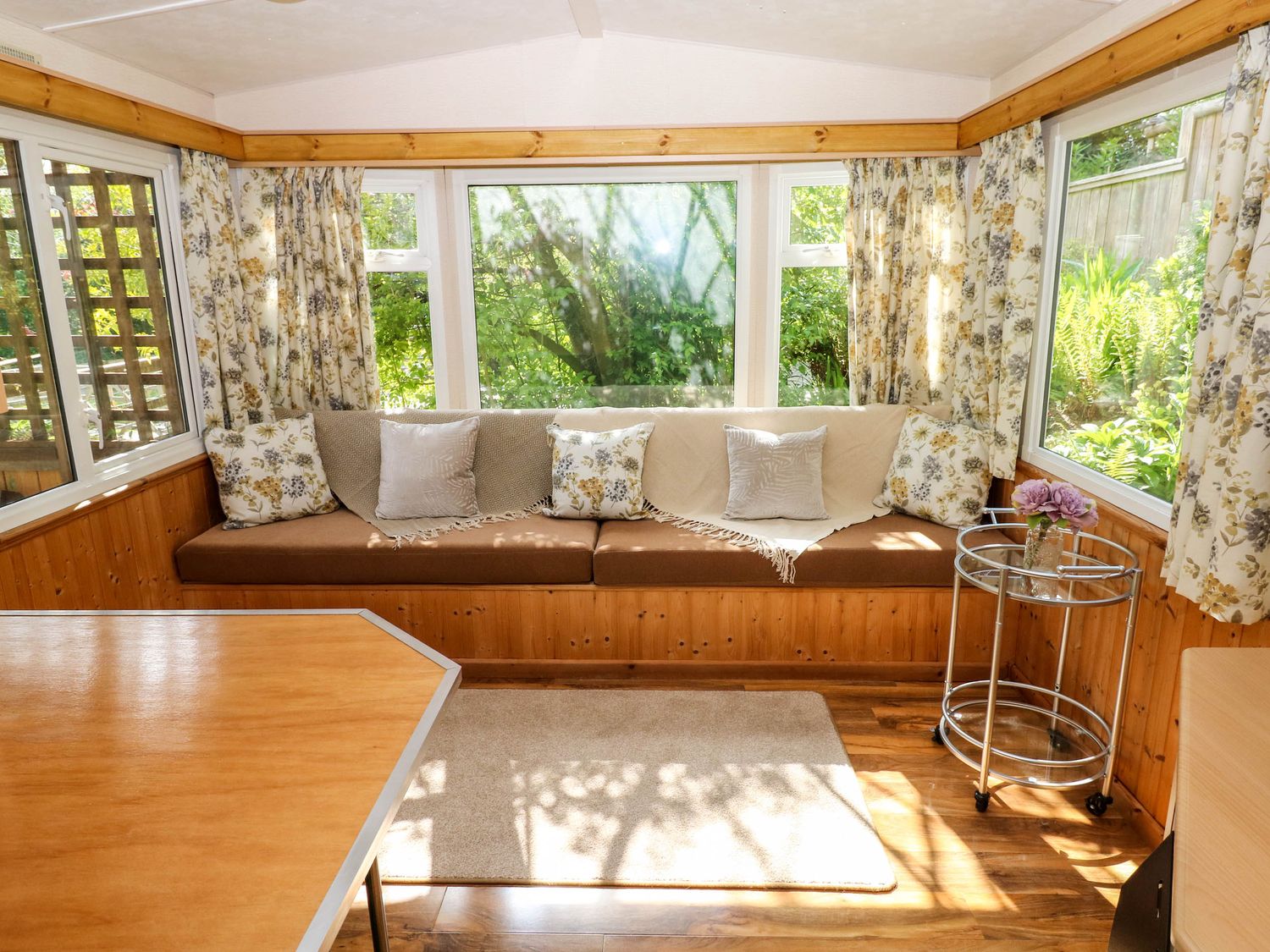 Caravan Bryngwyn, Boncath