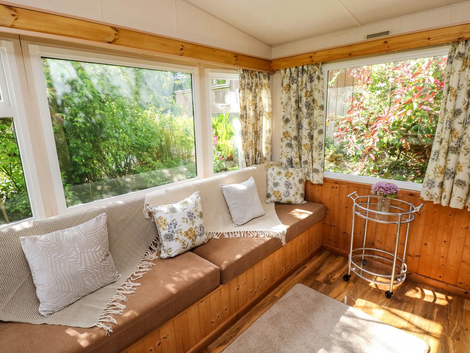 Caravan Bryngwyn, Boncath