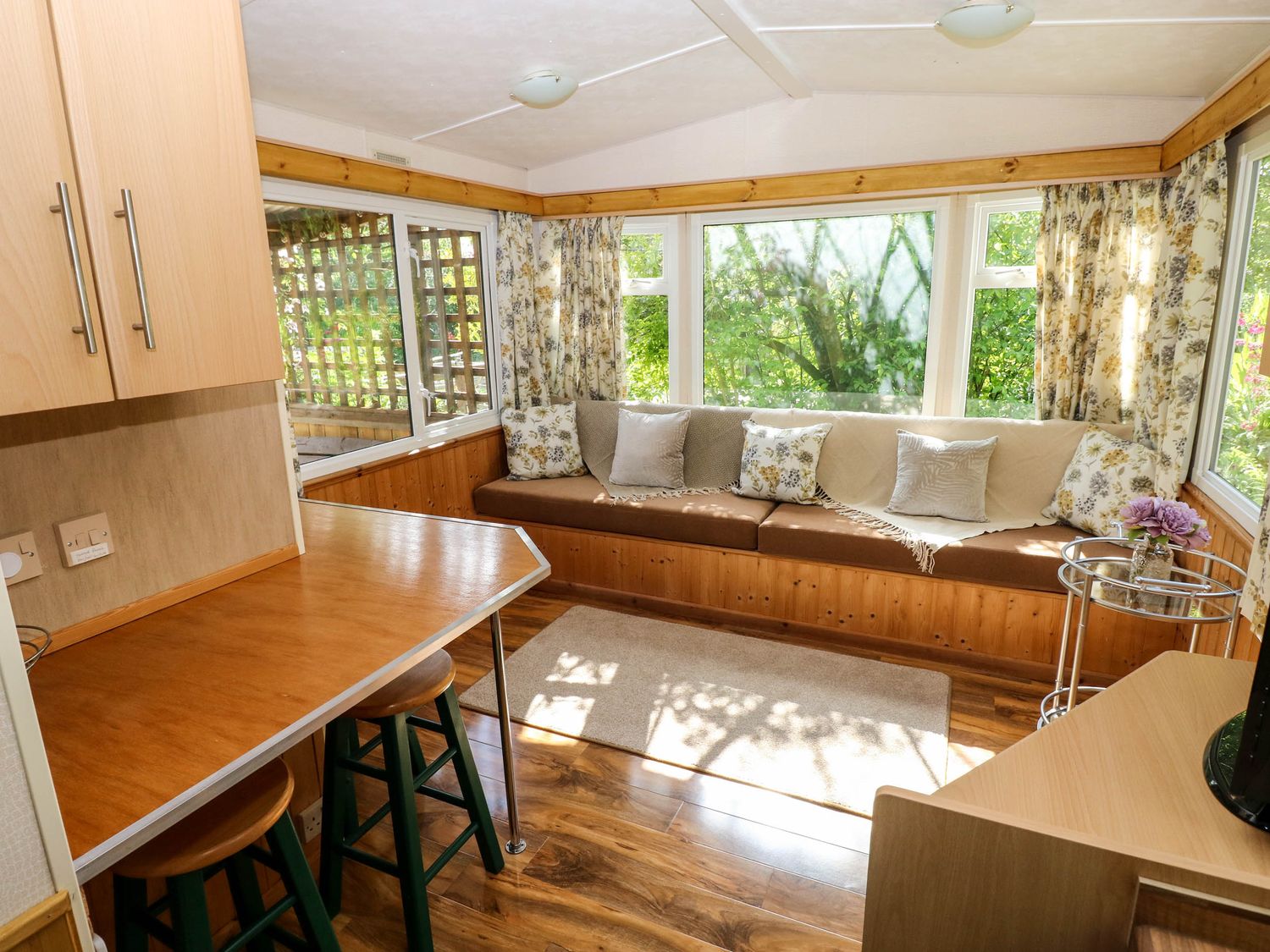 Caravan Bryngwyn, Boncath