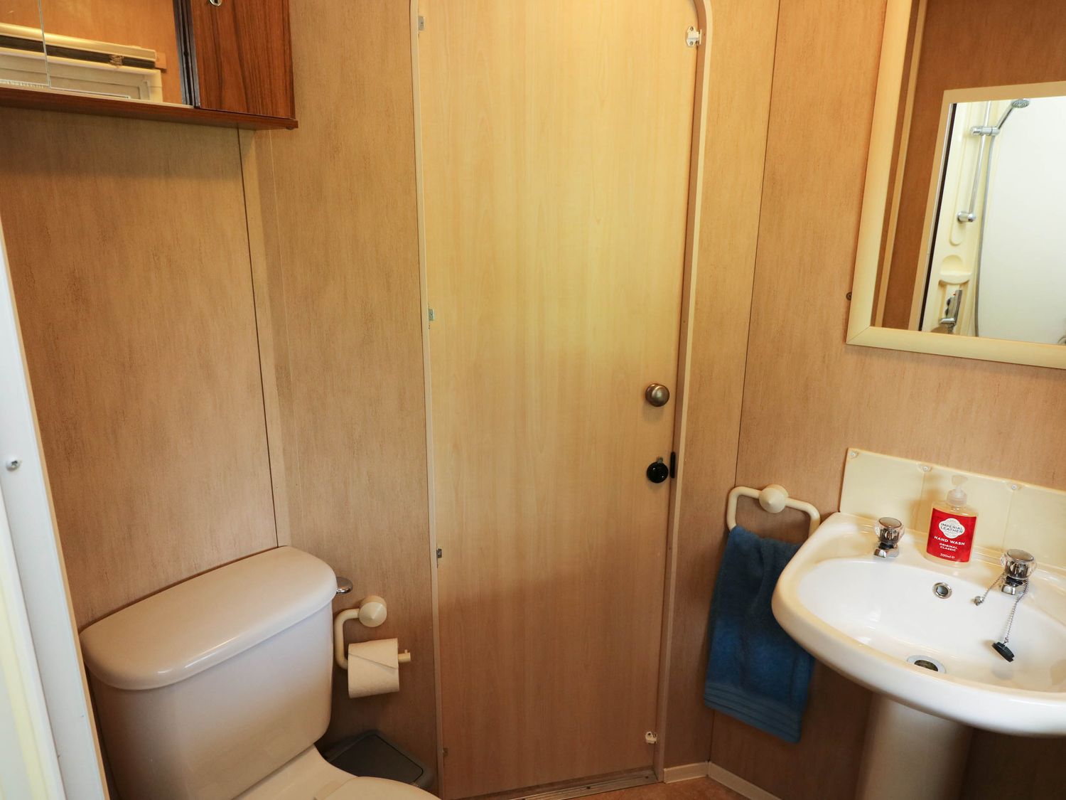 Caravan Bryngwyn, Boncath