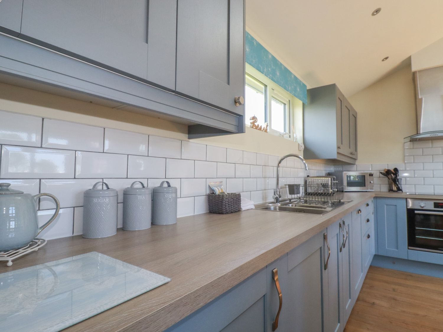 LODGE 18, St Merryn