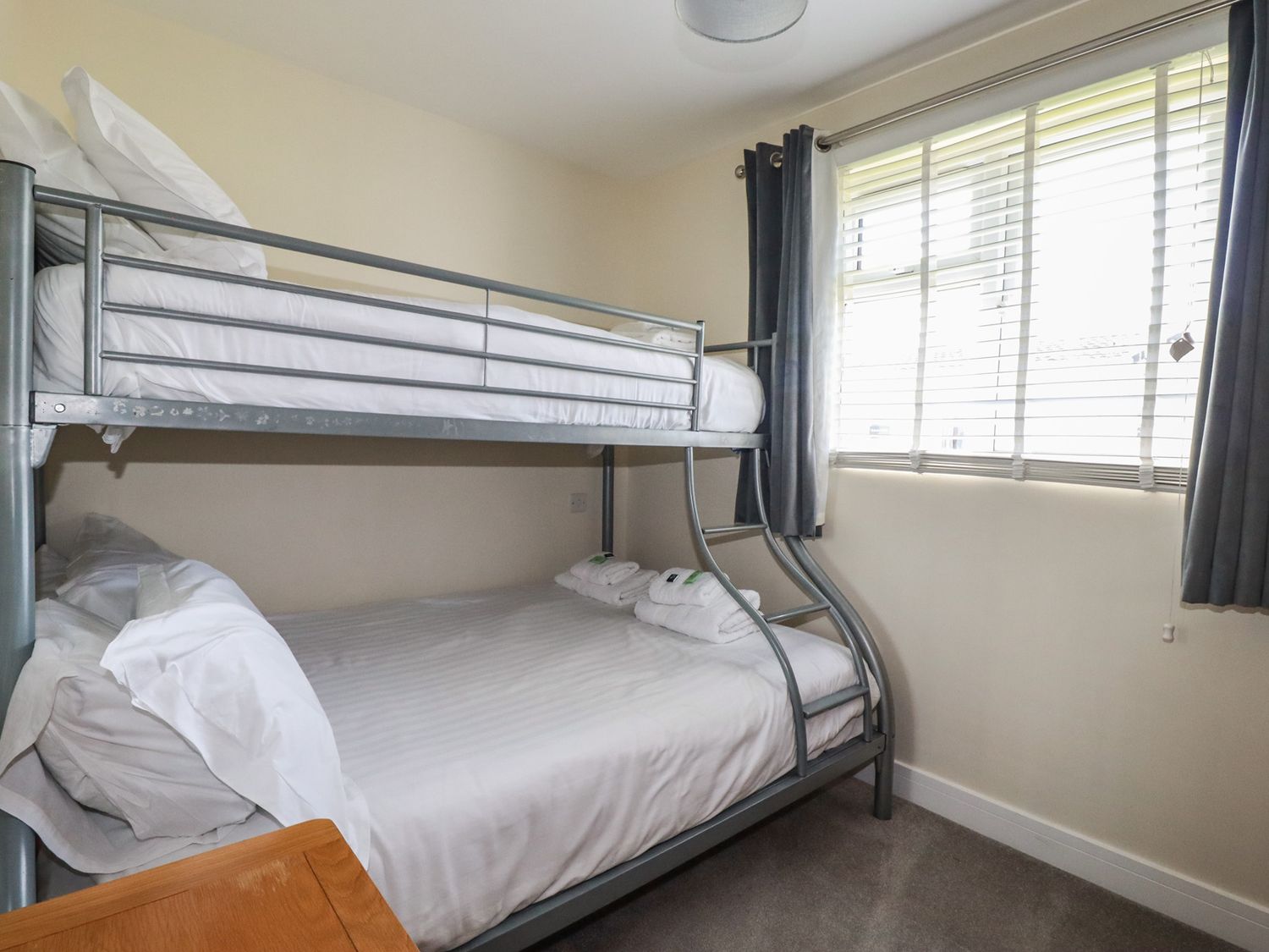 LODGE 18, St Merryn