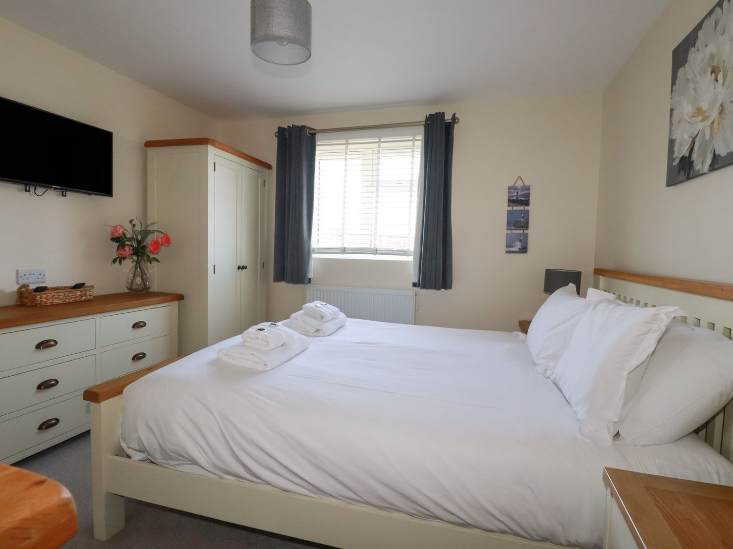 LODGE 18, St Merryn