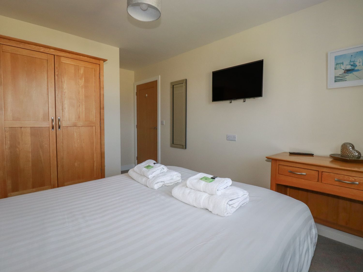LODGE 18, St Merryn