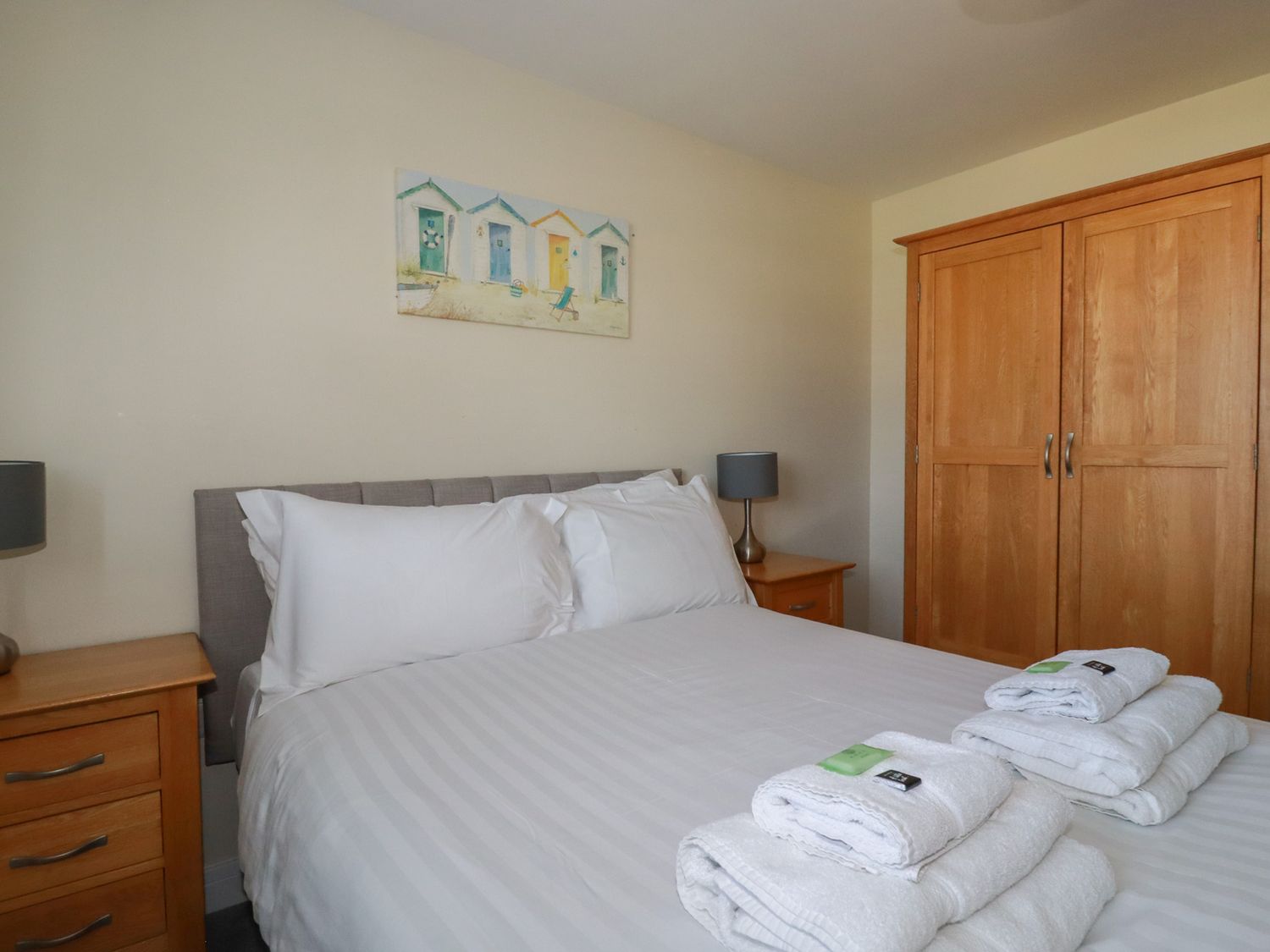 LODGE 18, St Merryn