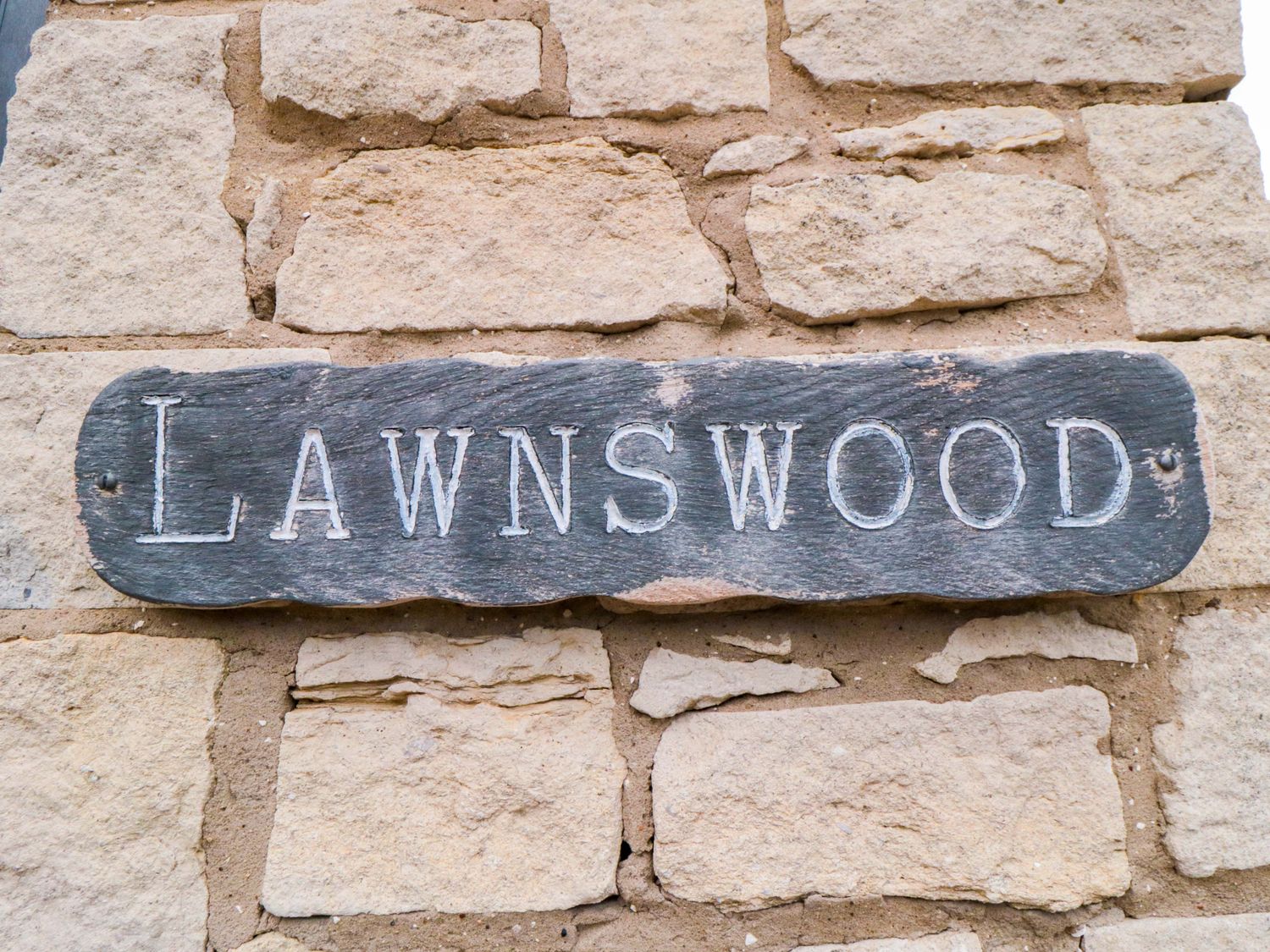 Lawnswood, Sherburn