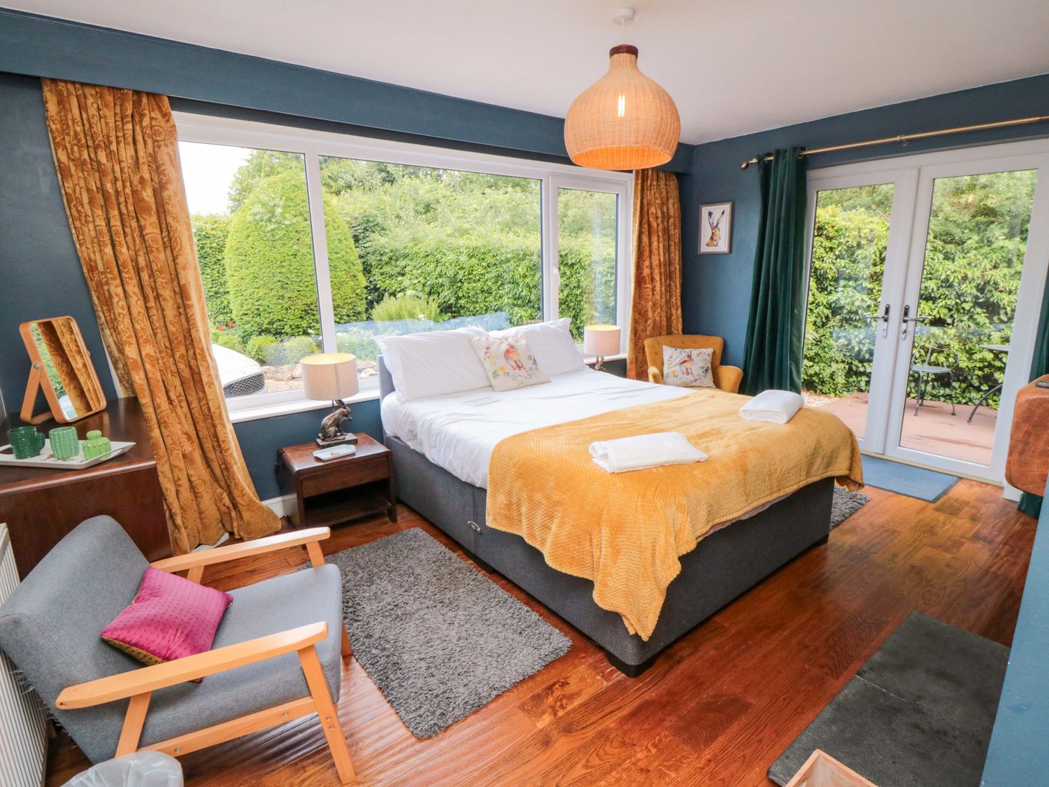 Lawnswood, Sherburn
