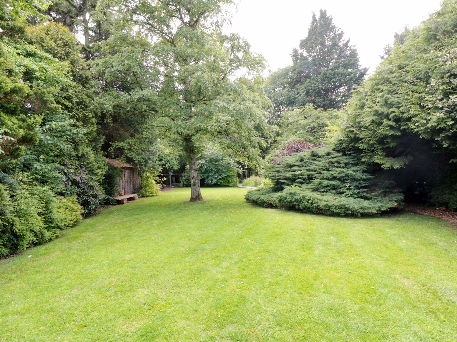 Lawnswood, Sherburn