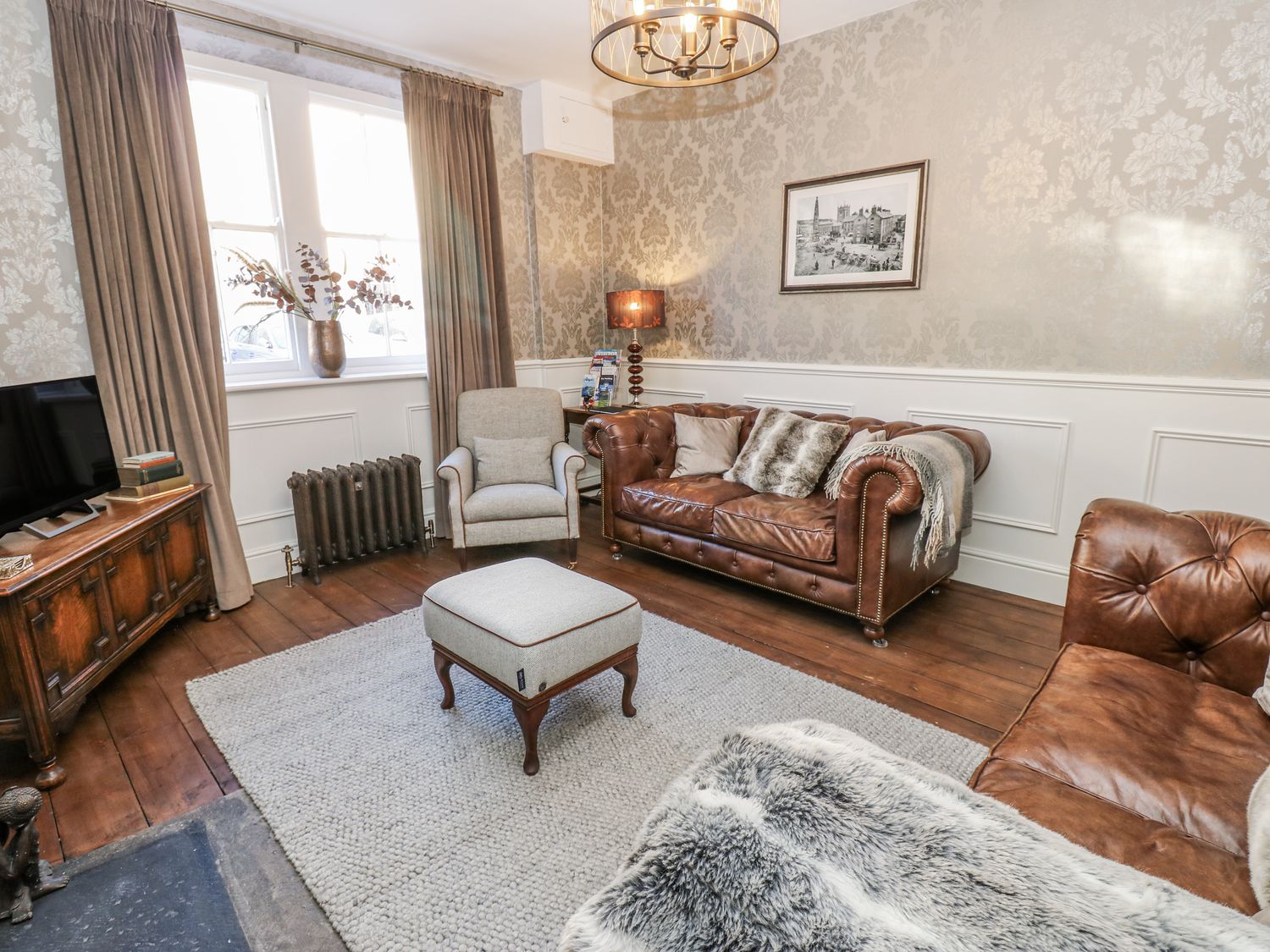 26 Frenchgate, Richmond