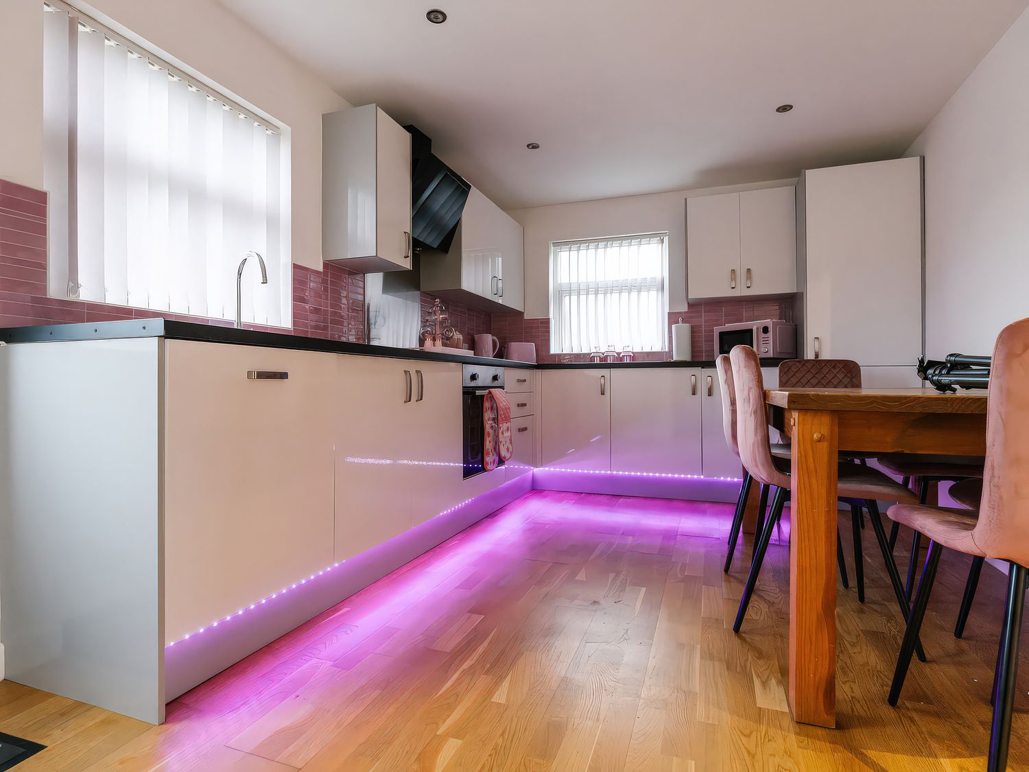 James Ville Marina Lodge 23, Brigg