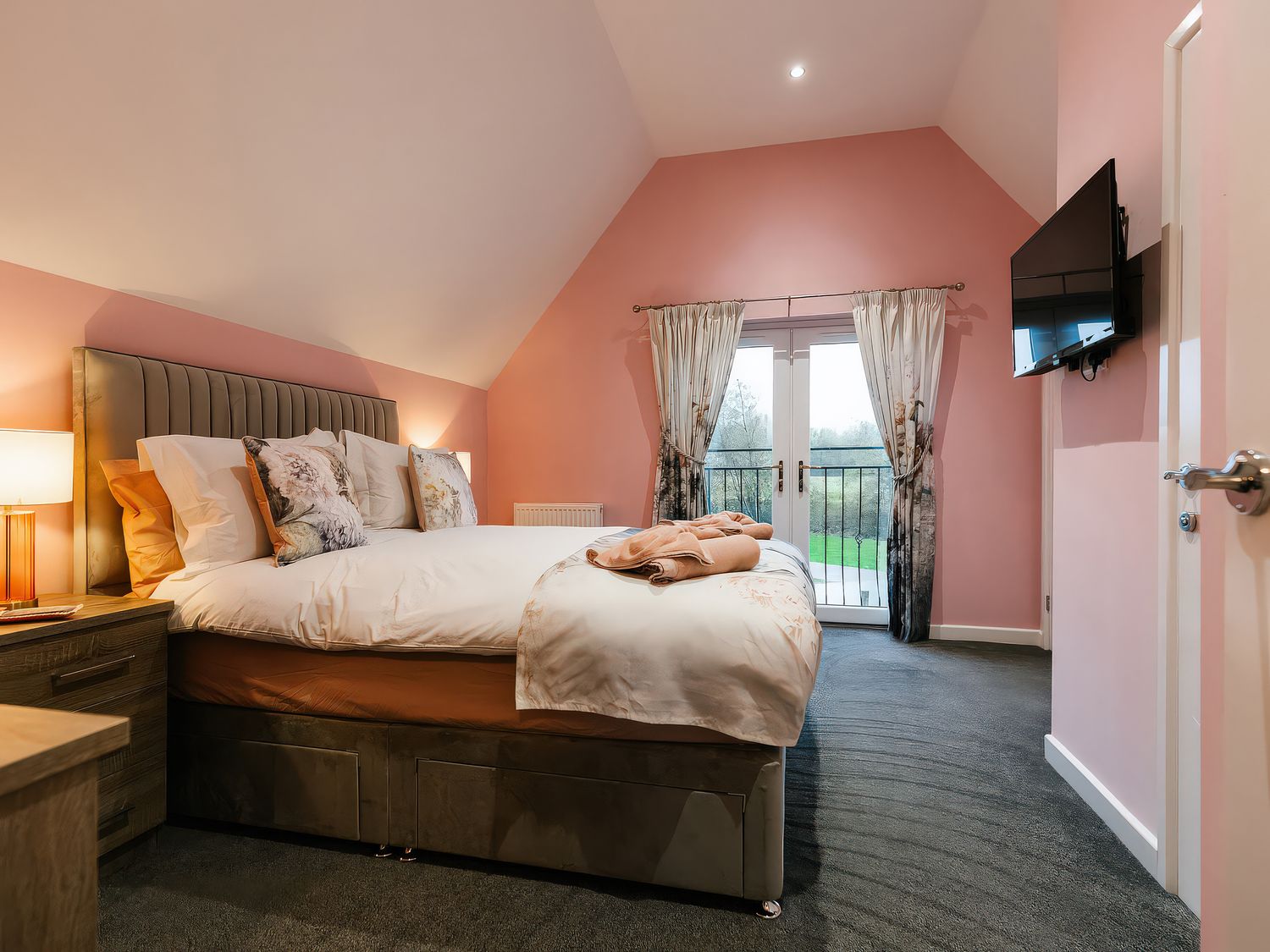 James Ville Marina Lodge 23, Brigg