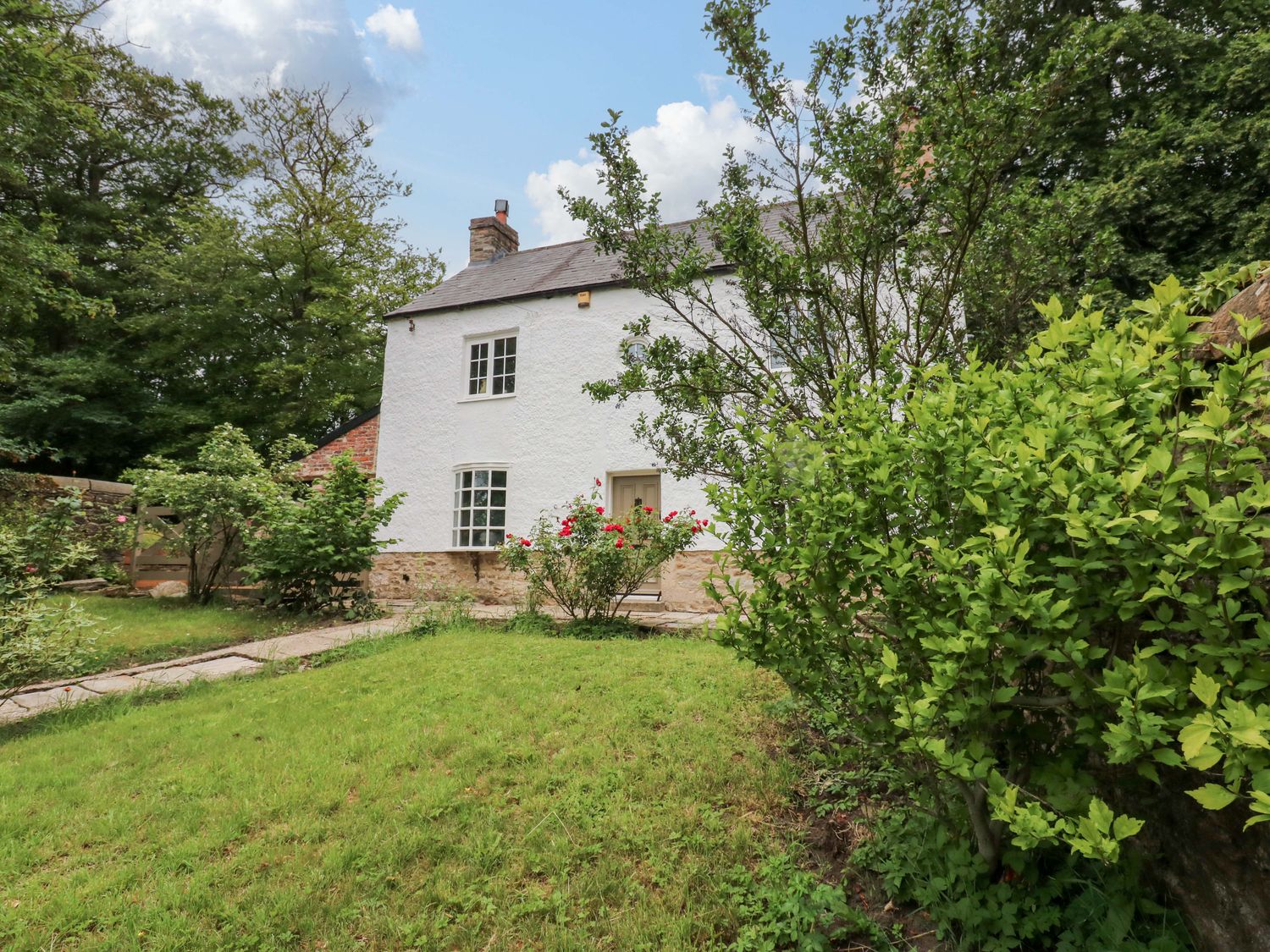White House, Durham