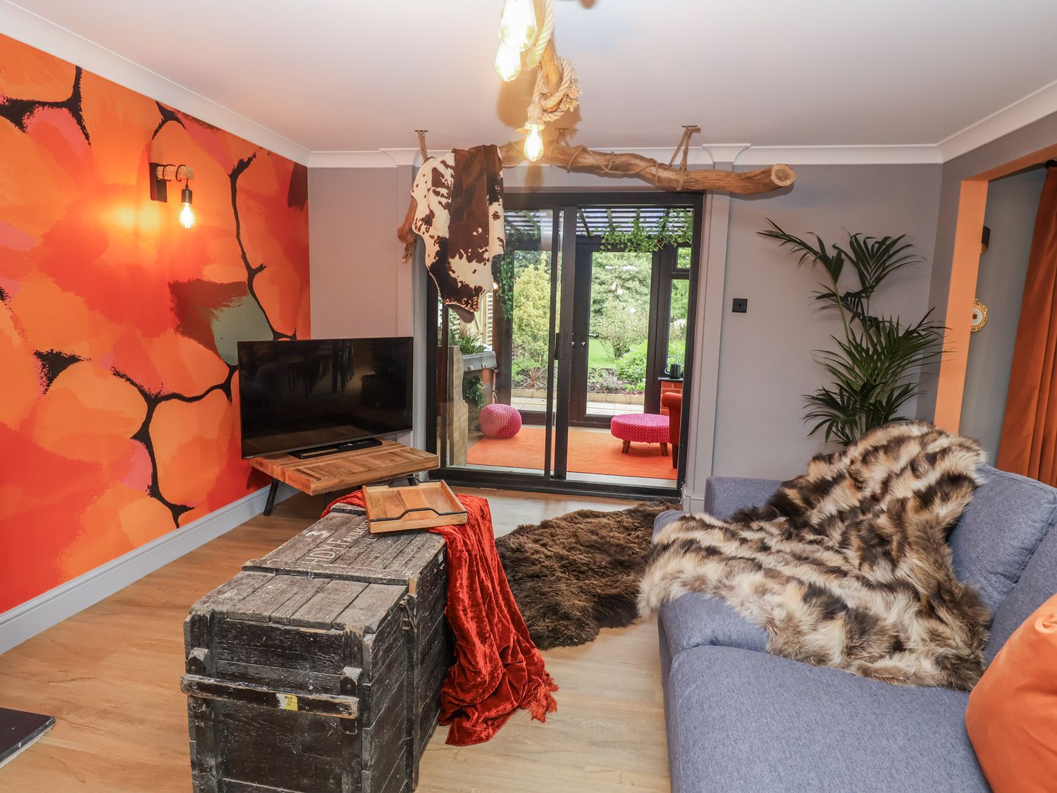 Holly Farm, Brantham