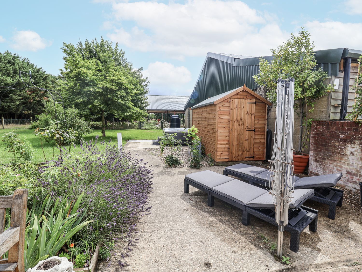 Holly Farm, Brantham