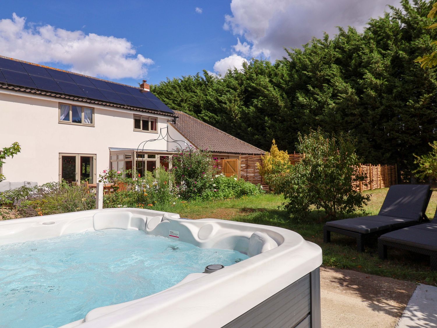 Holly Farm, Brantham