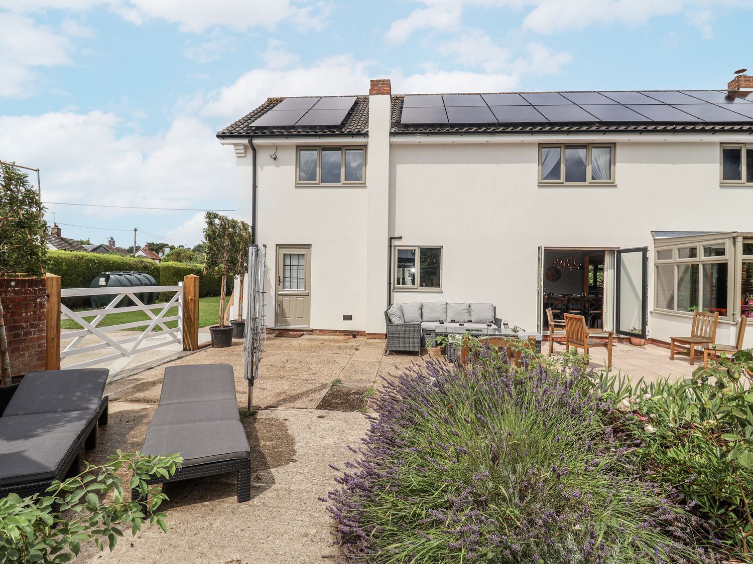 Holly Farm and Annexe, Brantham