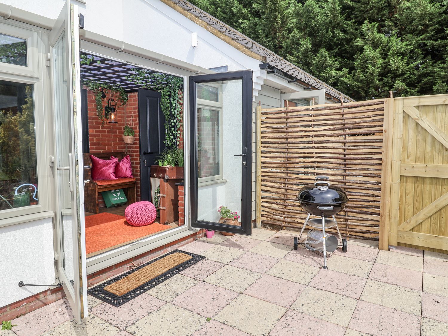 Holly Farm and Annexe, Brantham