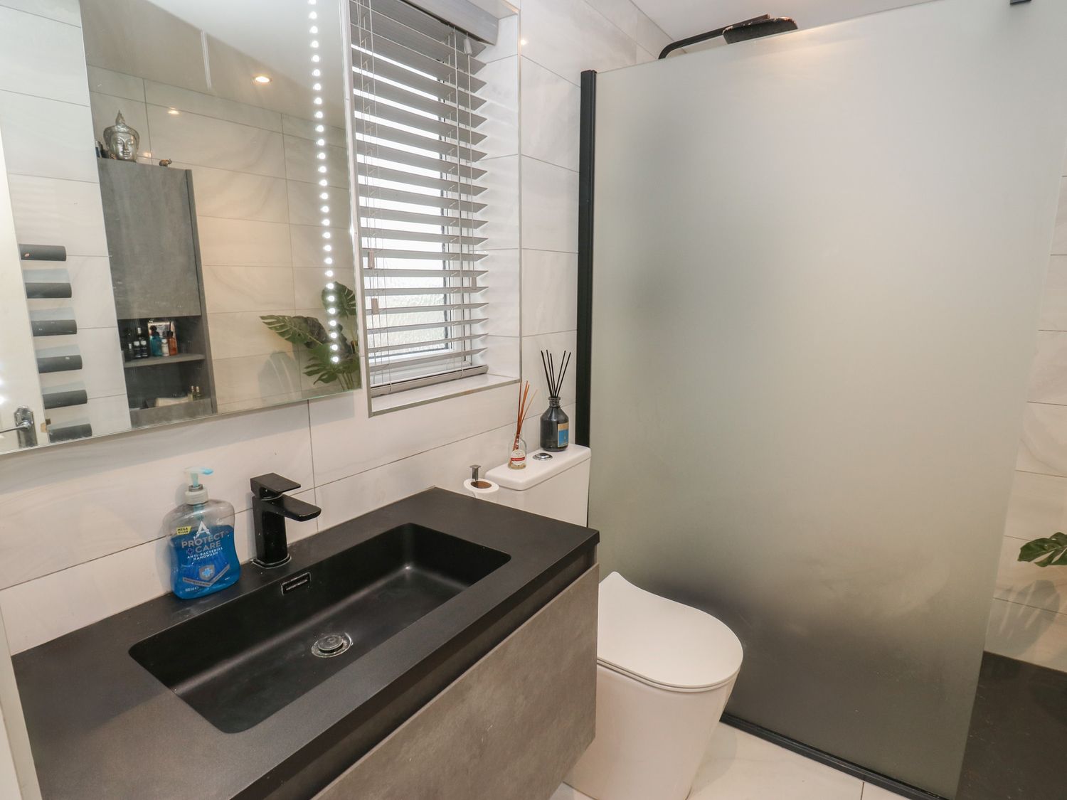 Corriegale, Apperley Bridge