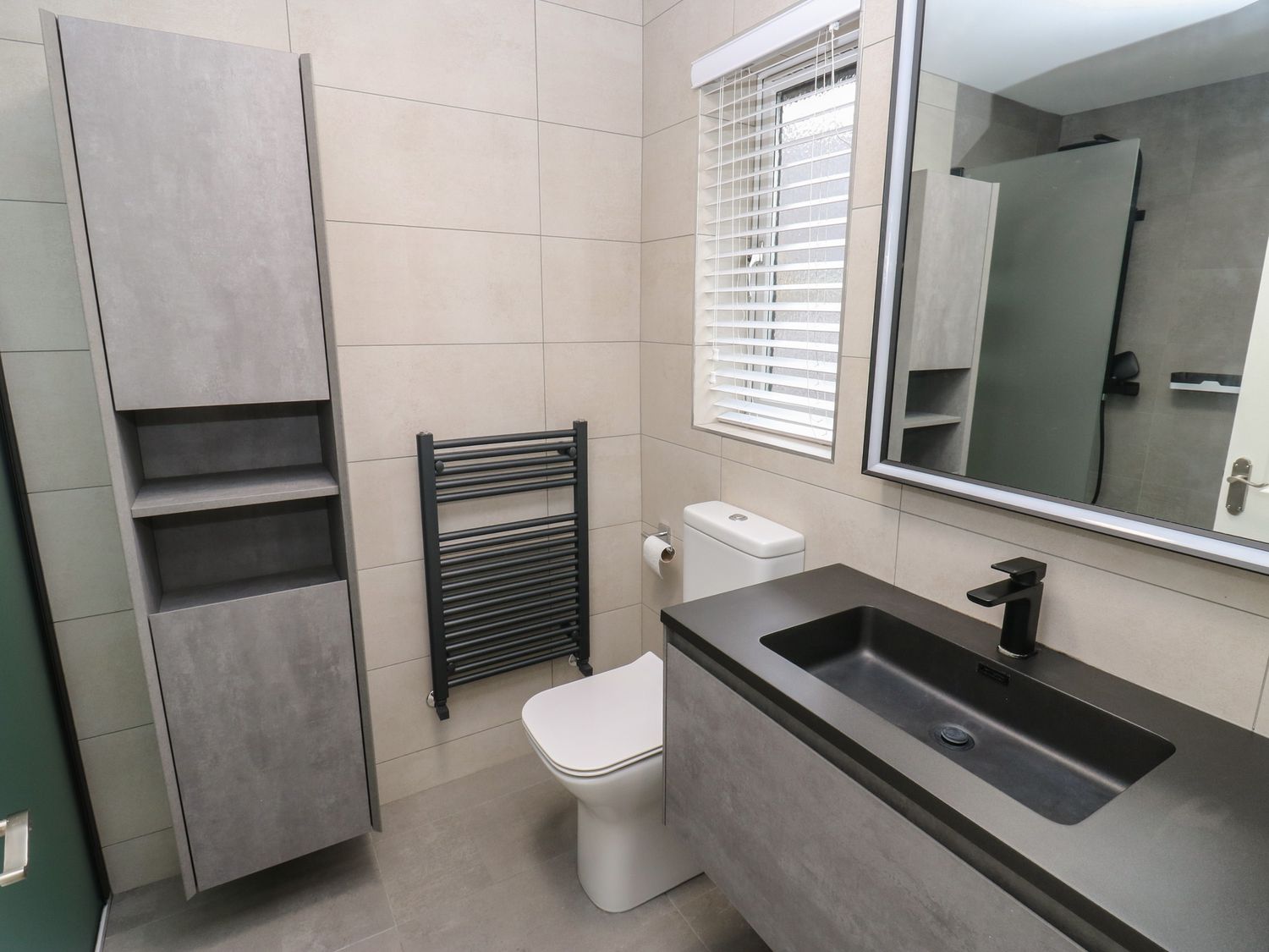 Corriegale, Apperley Bridge