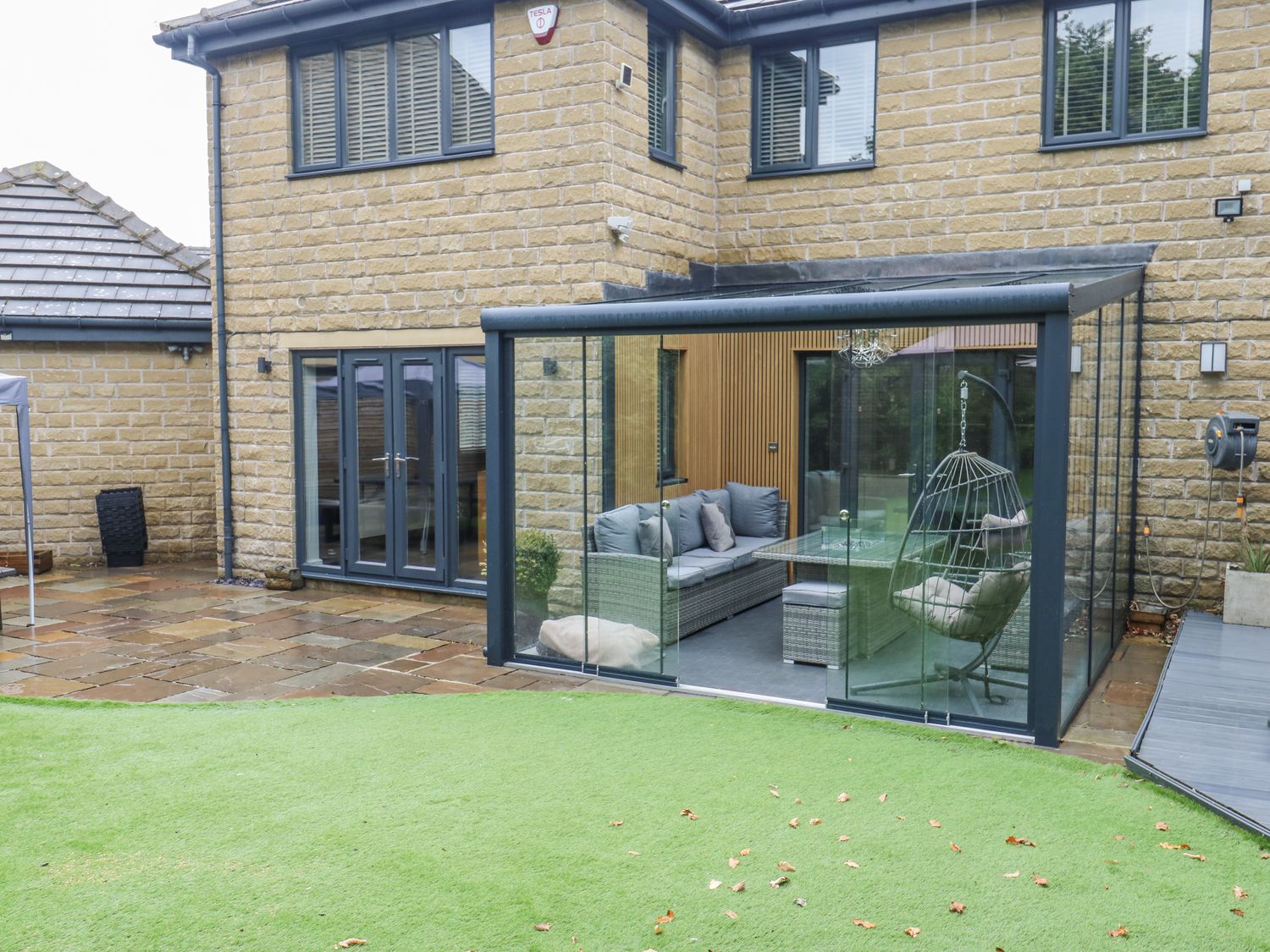 Corriegale, Apperley Bridge