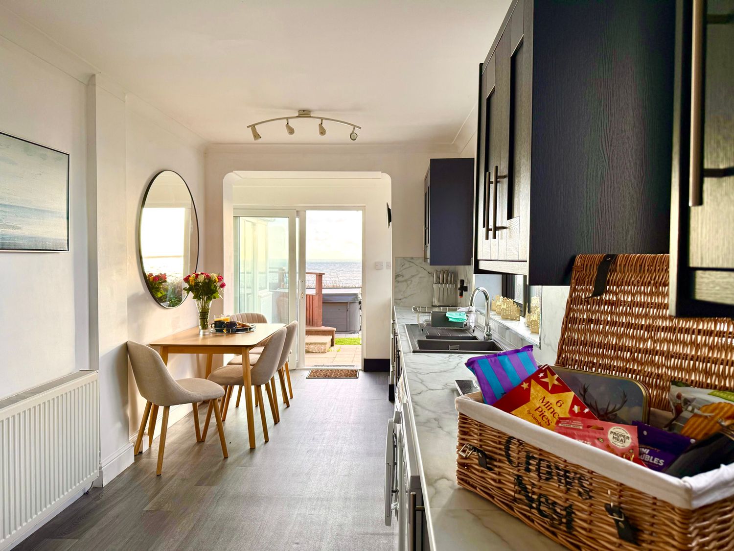 Crows Nest Dawlish, Dawlish