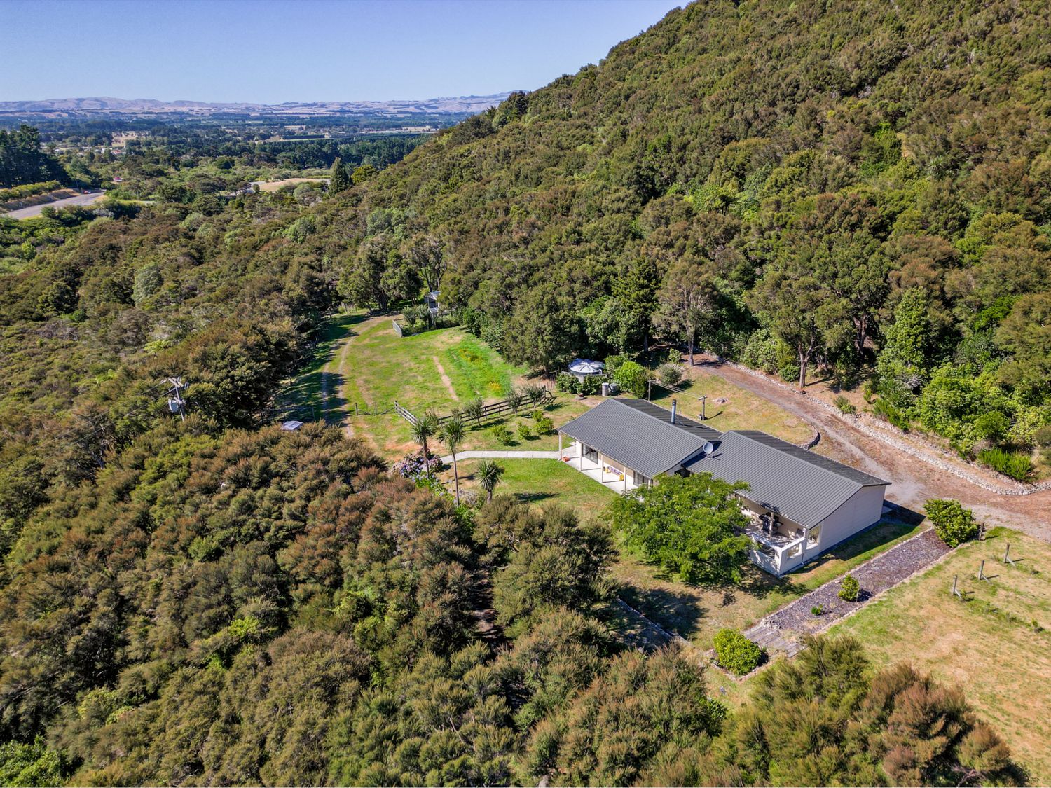 Hill Cottage - Featherston Holiday Home -  - 1182985 - photo 1