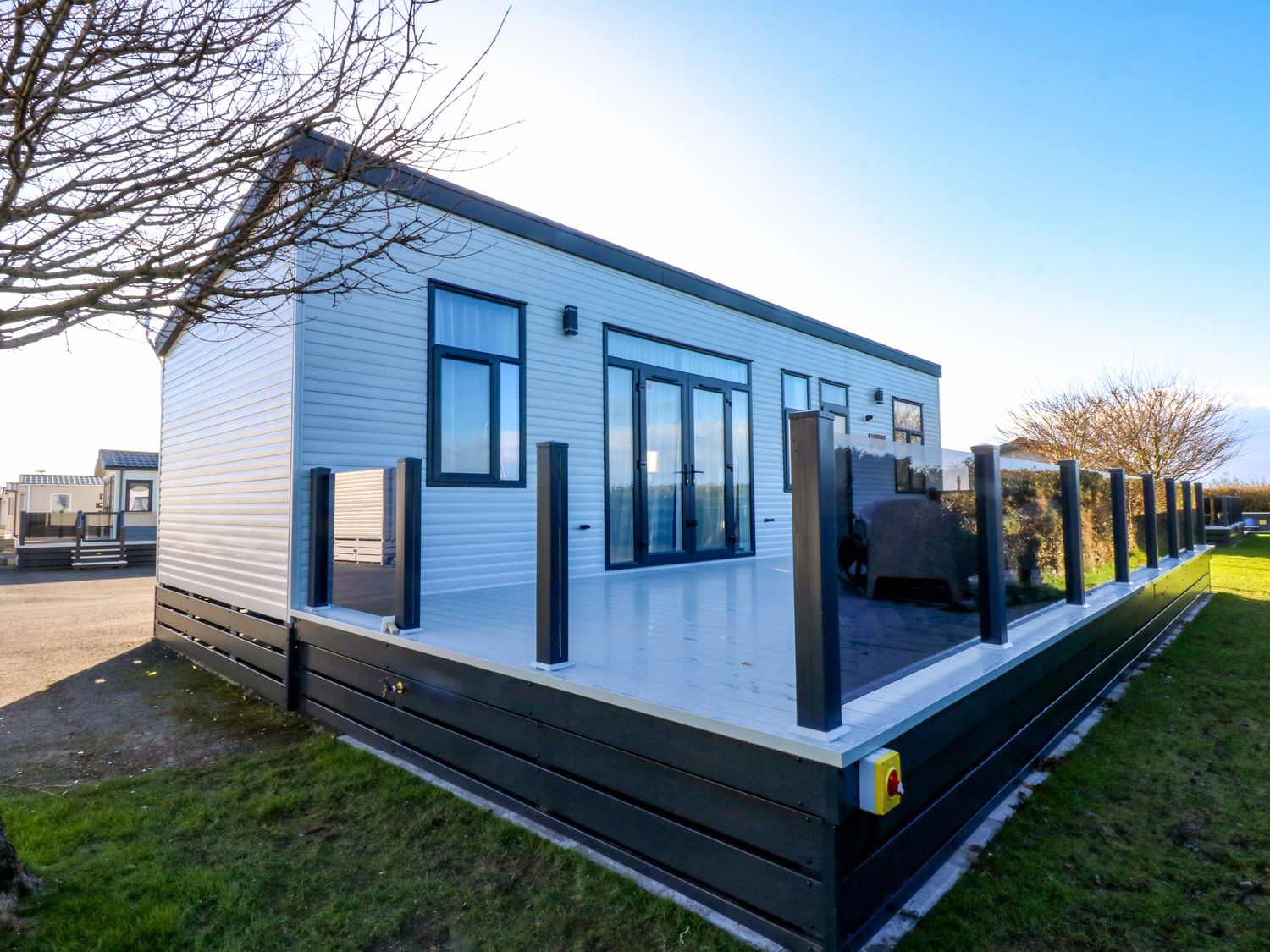 Blue Skies, Caernarfon