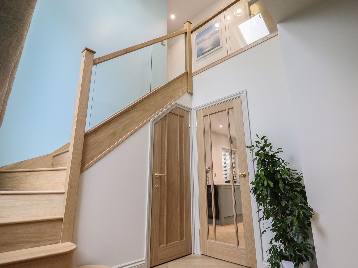 Pistyll Ddu, Llanfairpwllgwyngyll