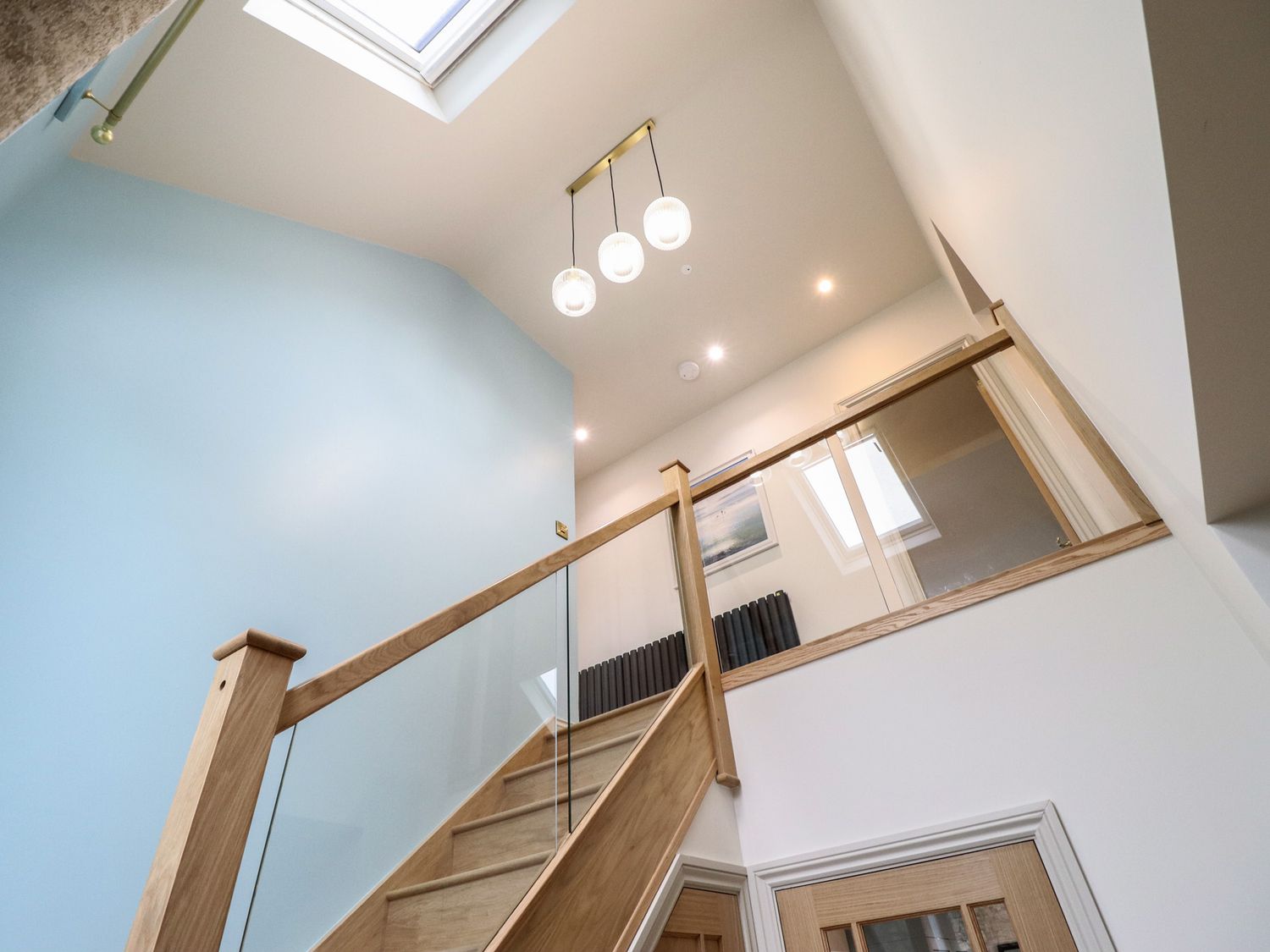 Pistyll Ddu, Llanfairpwllgwyngyll