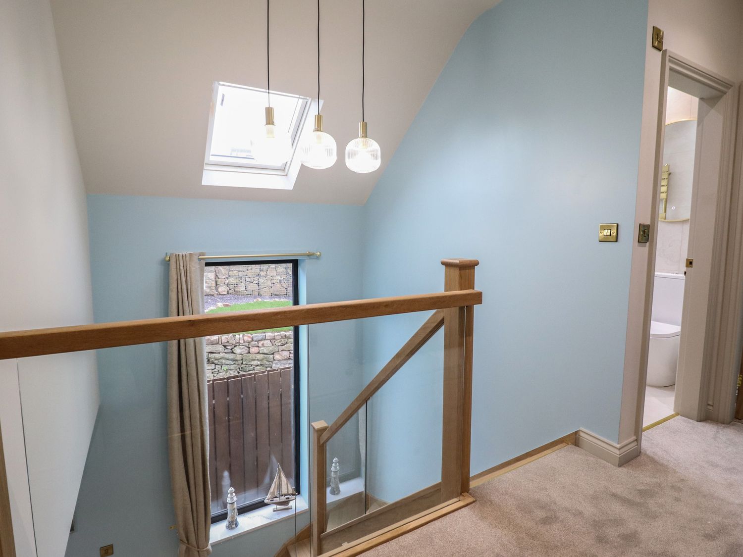 Pistyll Ddu, Llanfairpwllgwyngyll