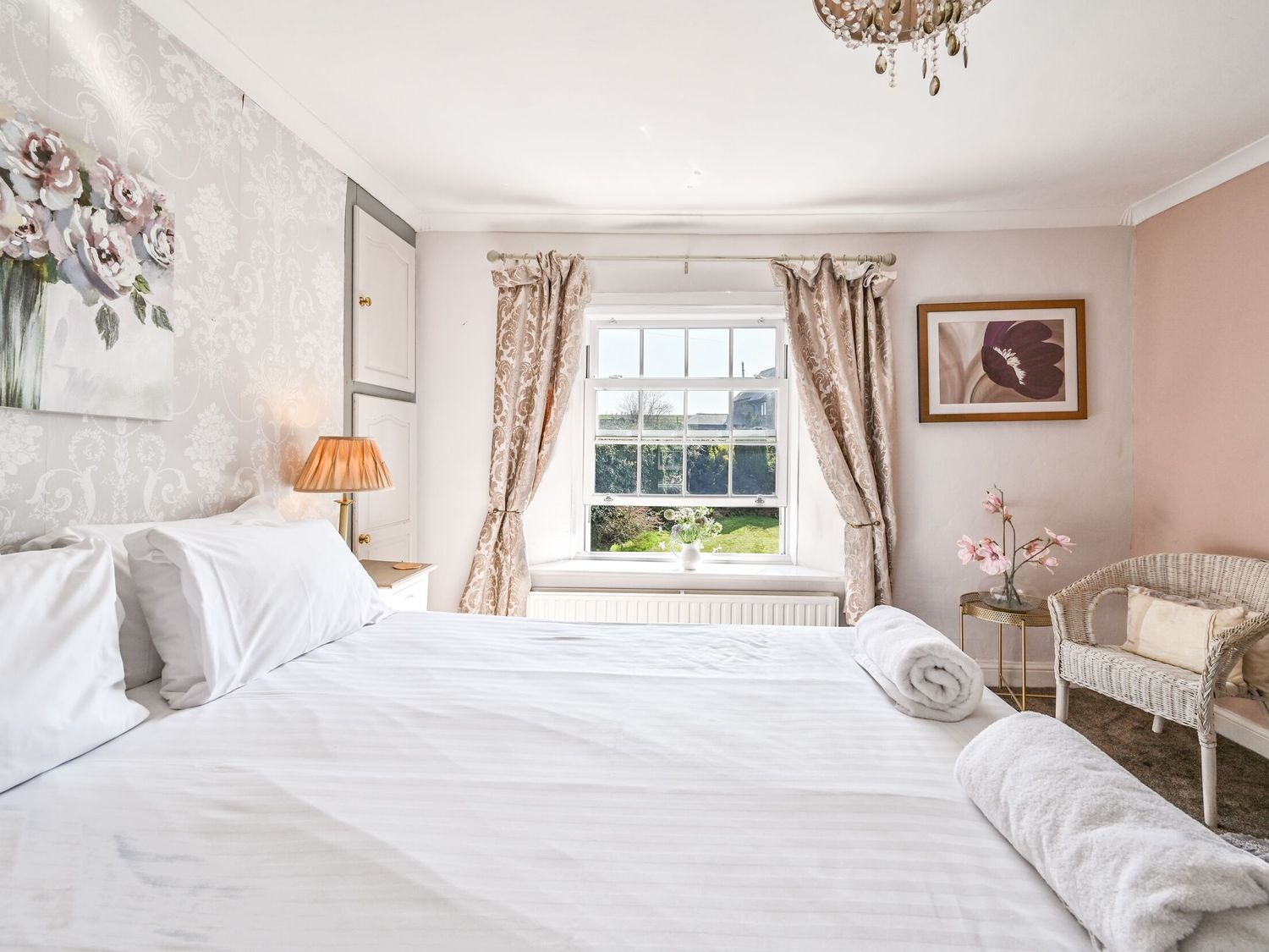 The Old Farmhouse, Pelynt