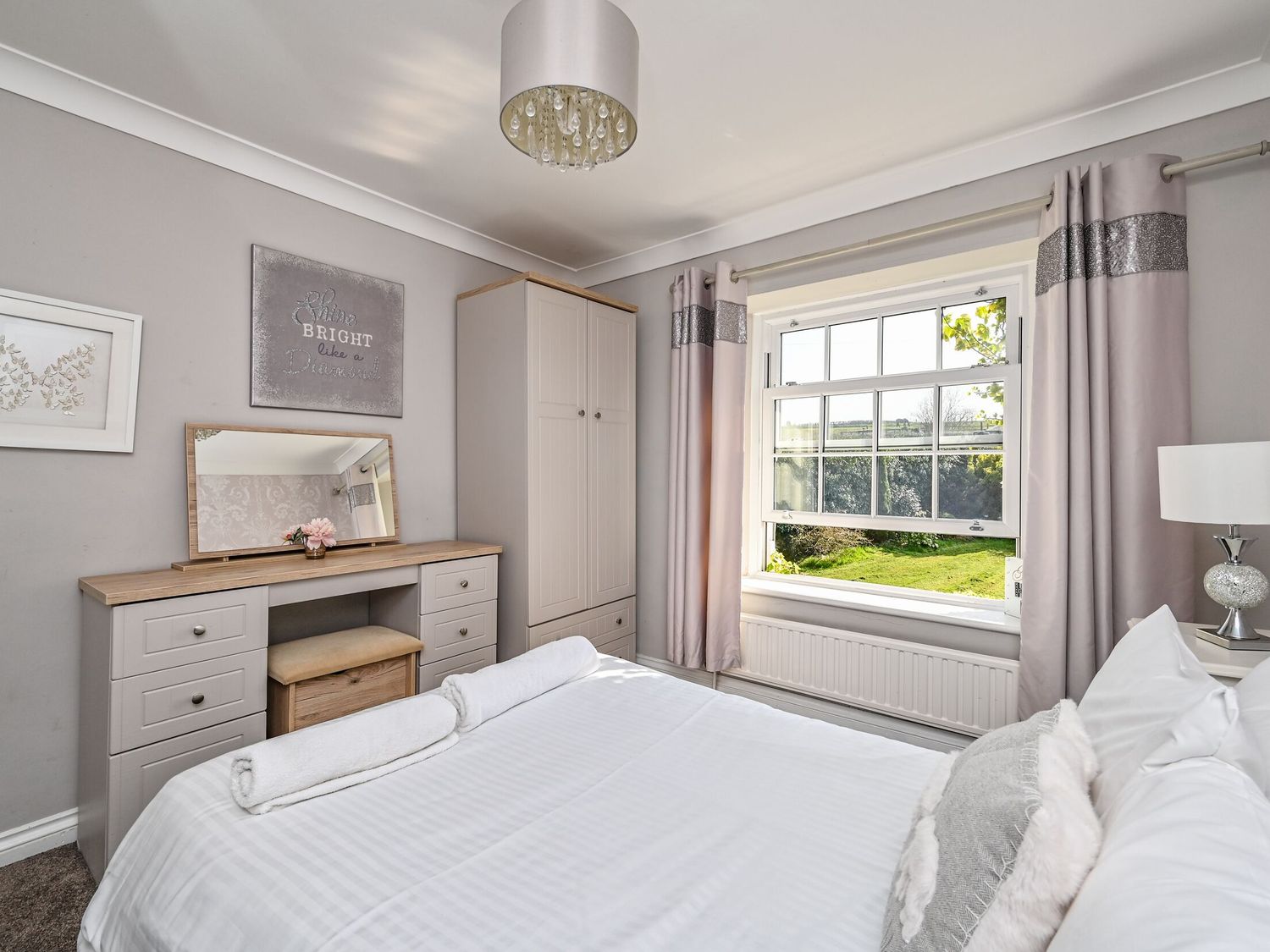 The Old Farmhouse, Pelynt