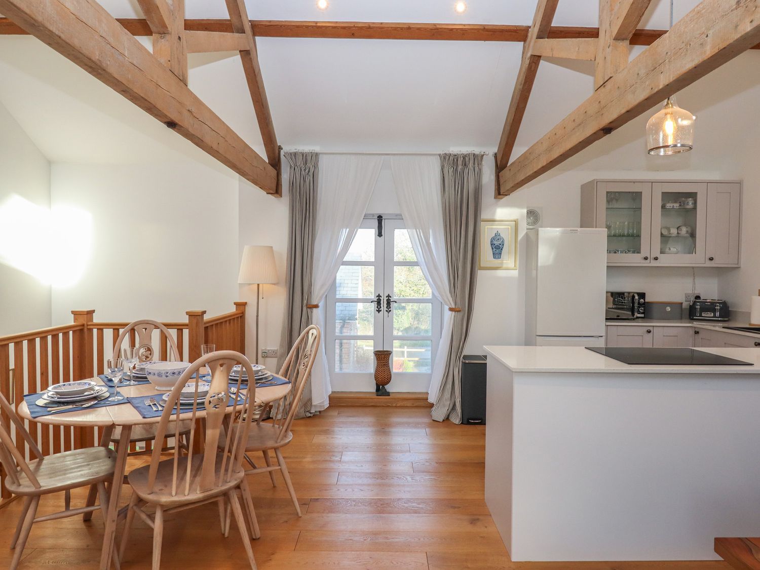 Hilldown Granary, Bow