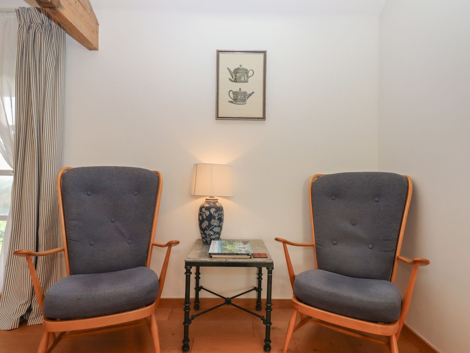 Hilldown Granary, Bow