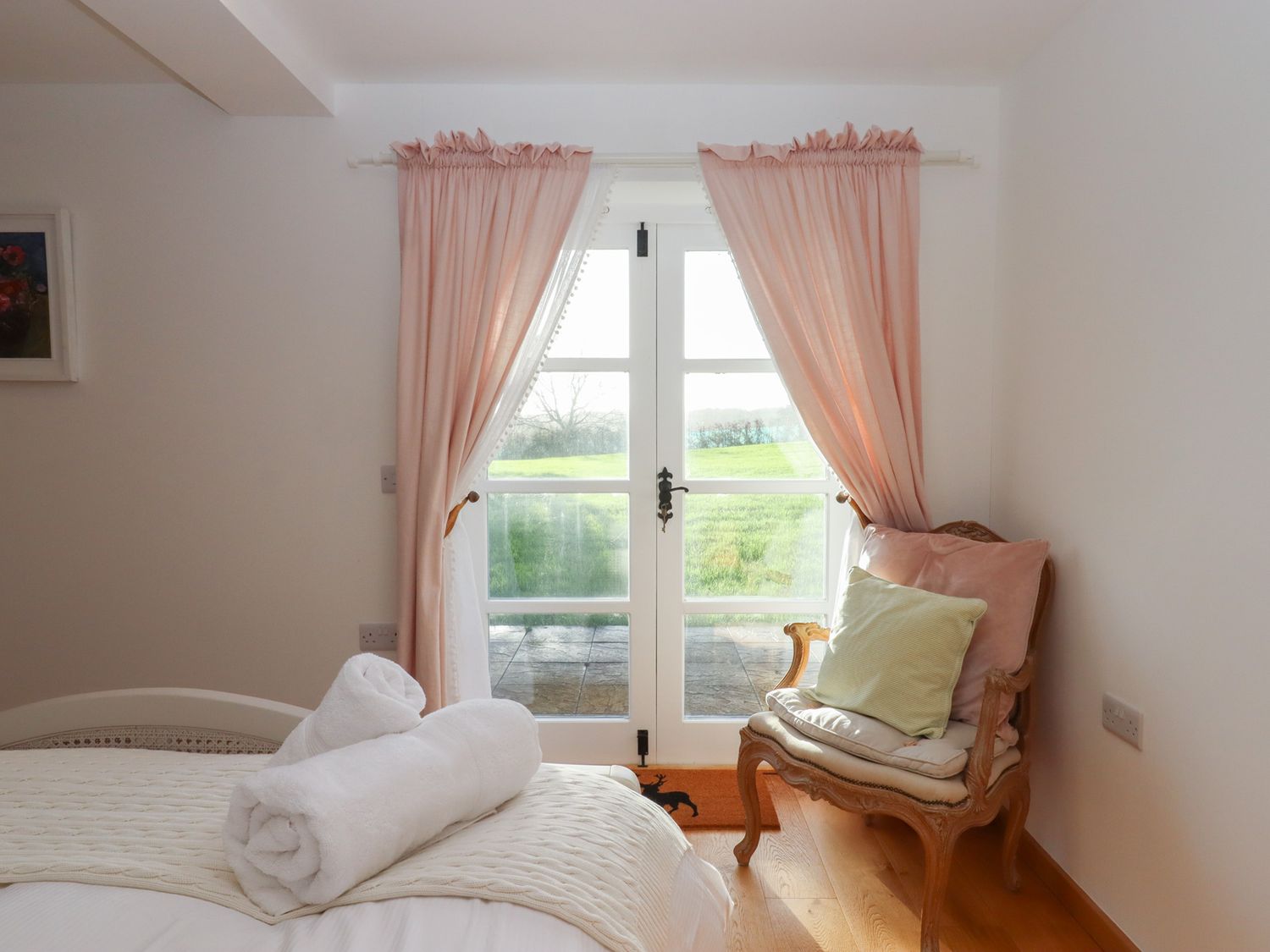 Hilldown Granary, Bow