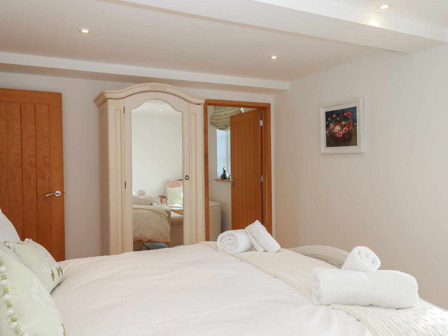 Hilldown Granary, Bow