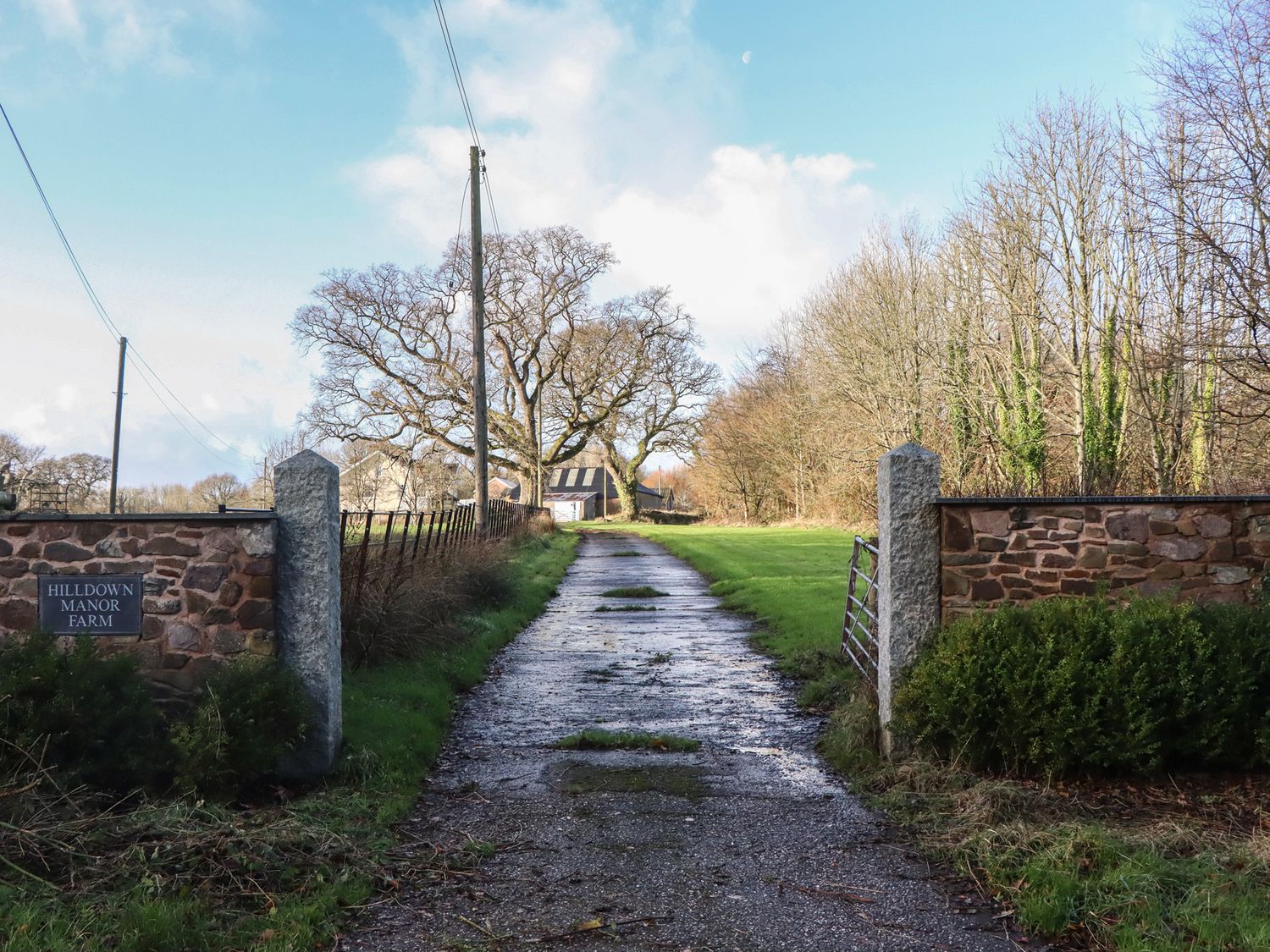 Hilldown Granary, Bow