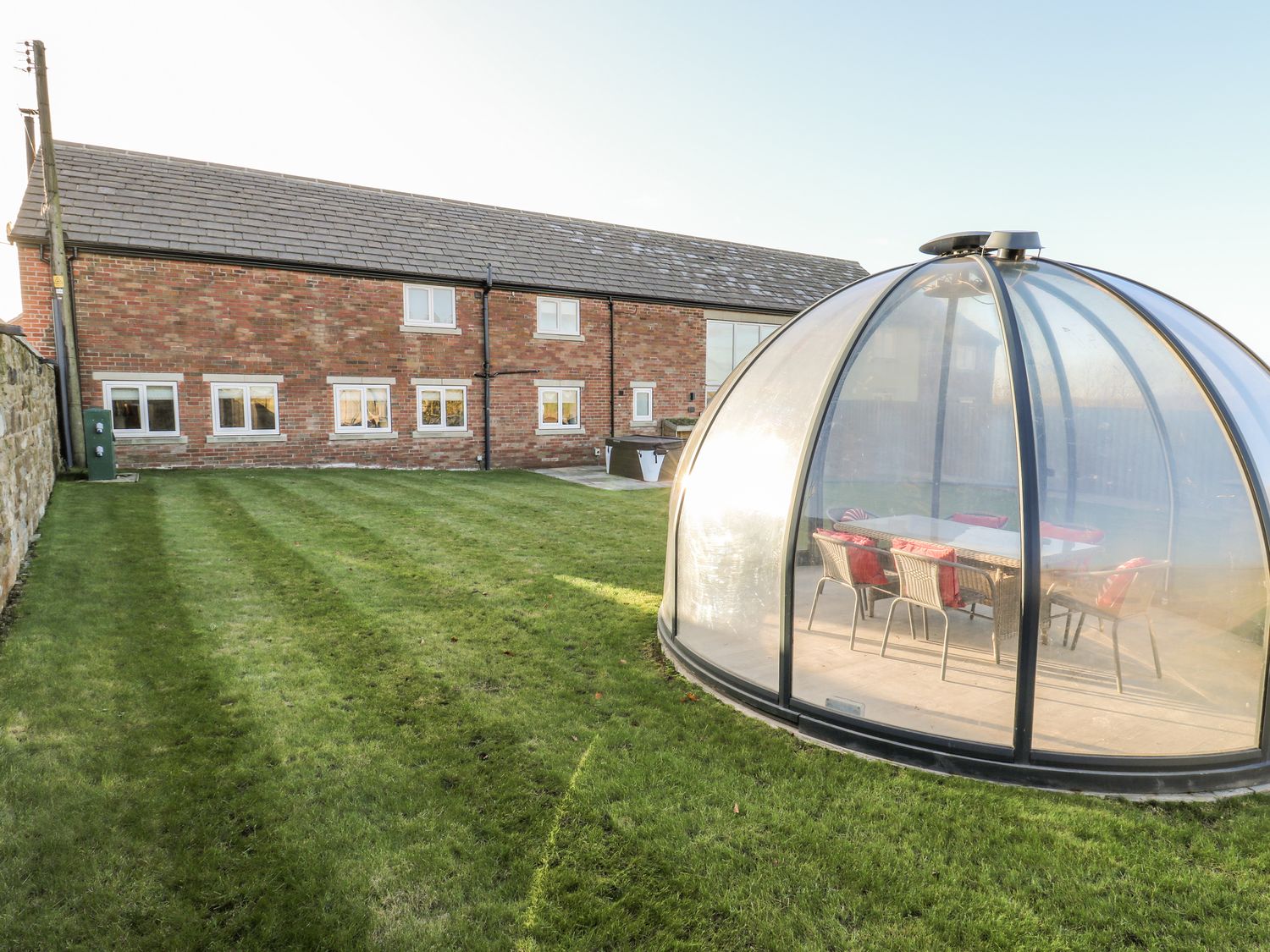 The Robins Nest, Wintersett