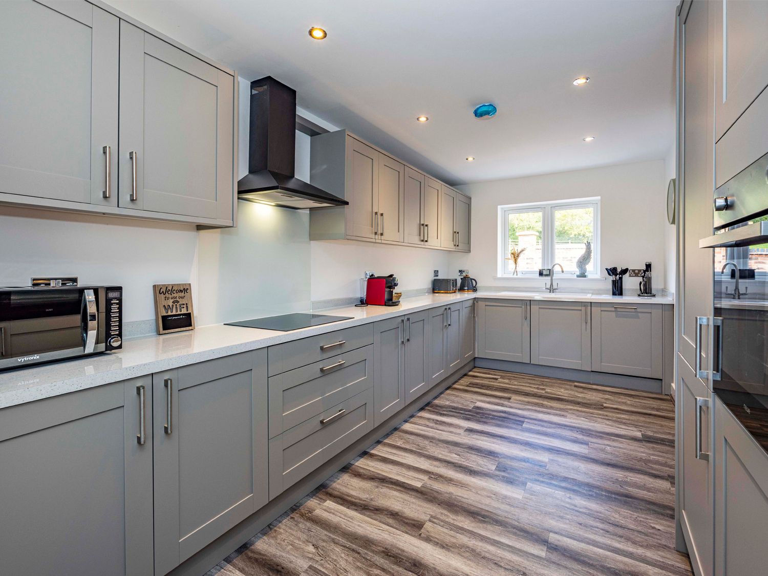 2 Riverside Mews, Borrowwash