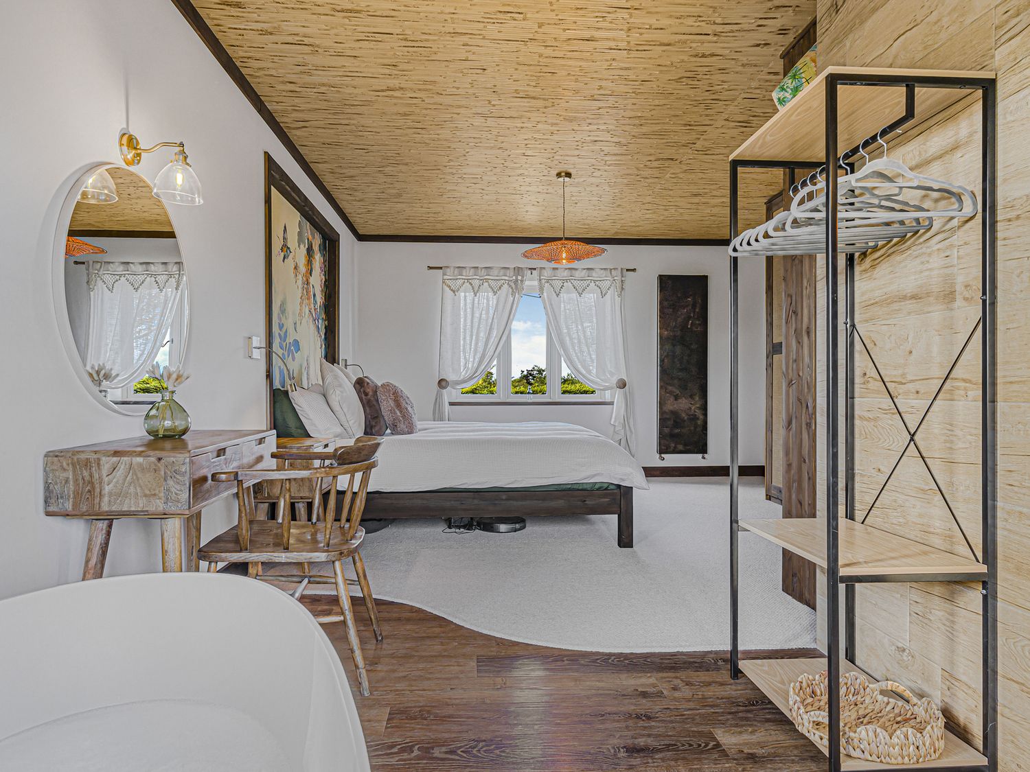 2 Mere Pits Cottages, Tamworth