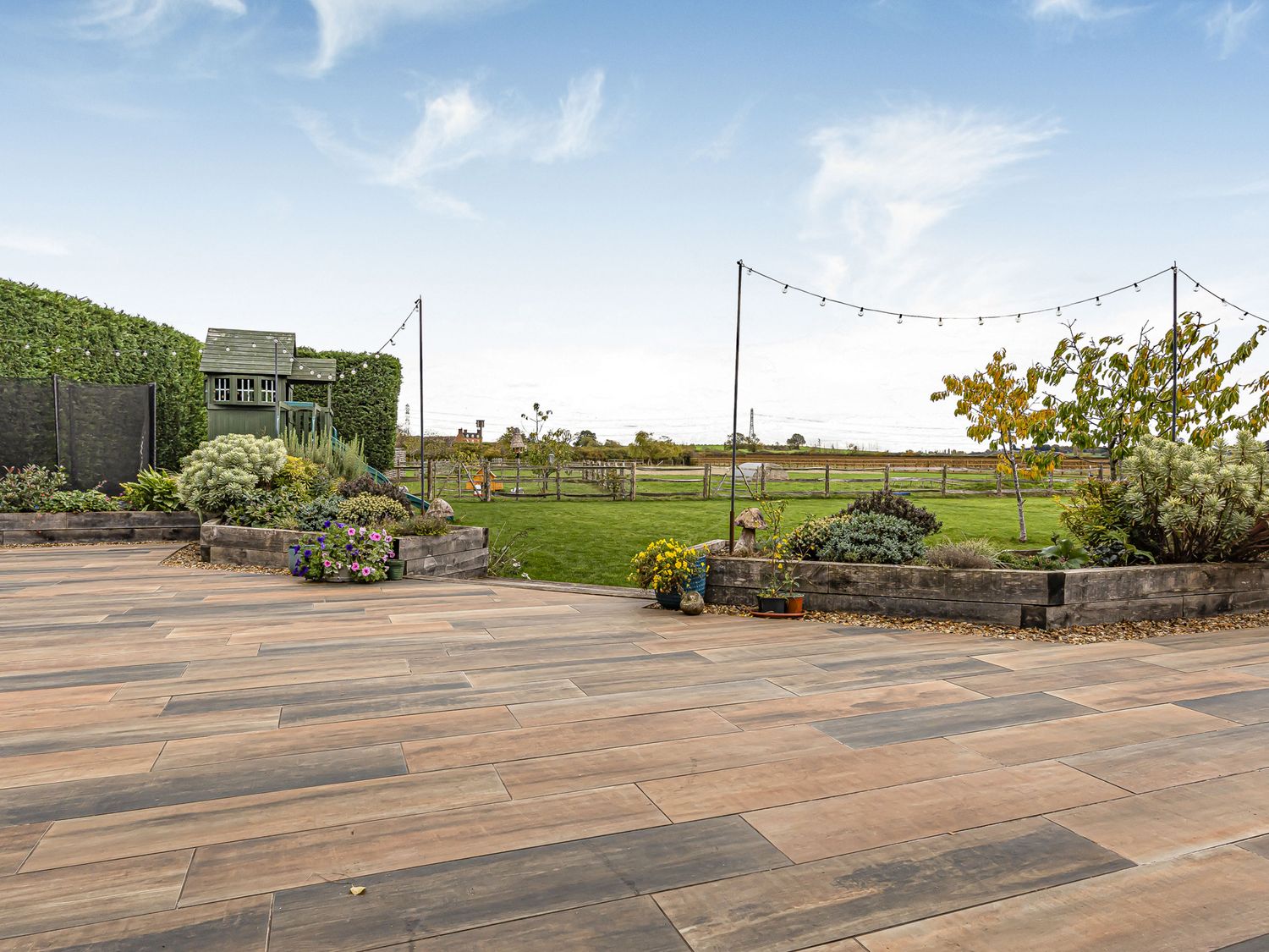 2 Mere Pits Cottages, Tamworth