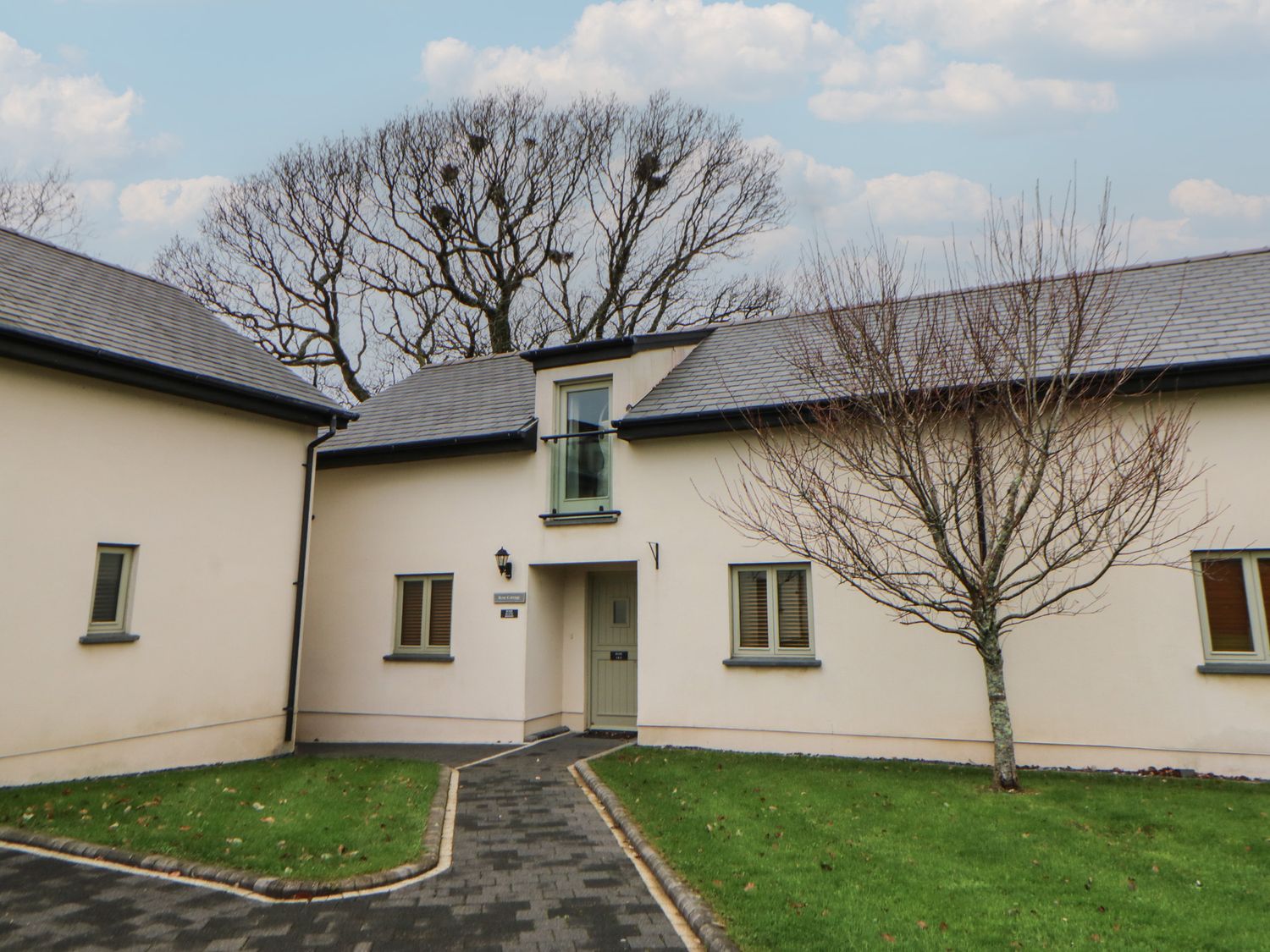 Rose Apartment, Reynoldston