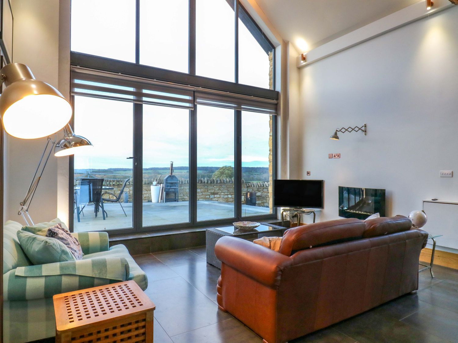 The Lodge @ Lodge Farm, Harrold