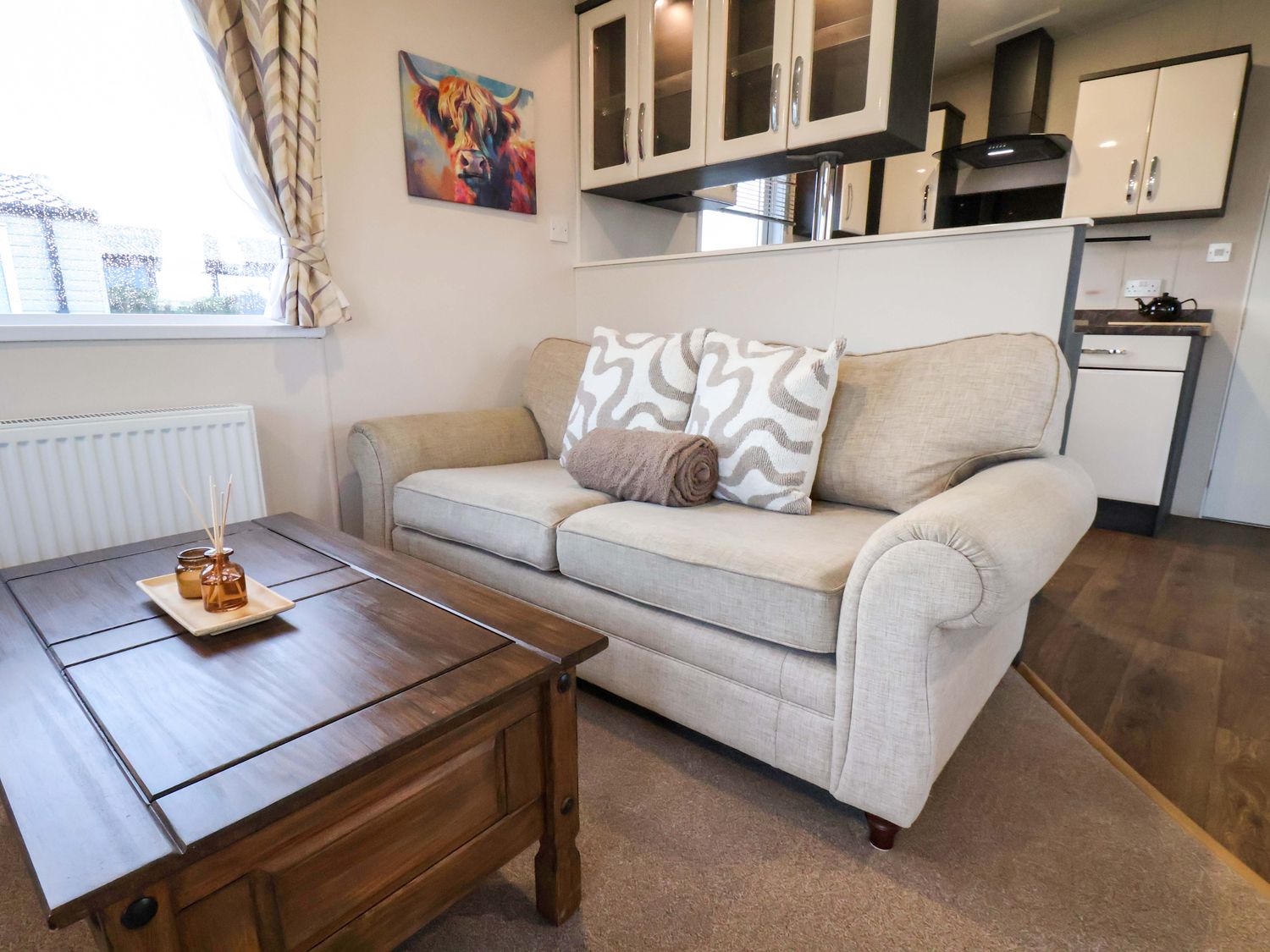 Rosefinch Cabin, Scarborough