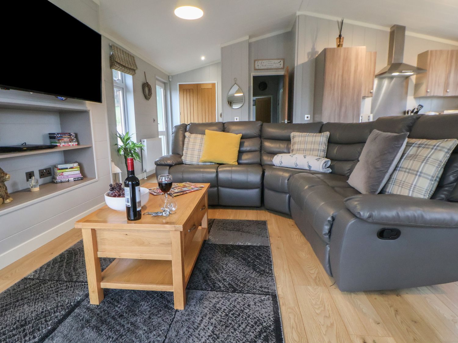 Holly Lodge, Caerwys