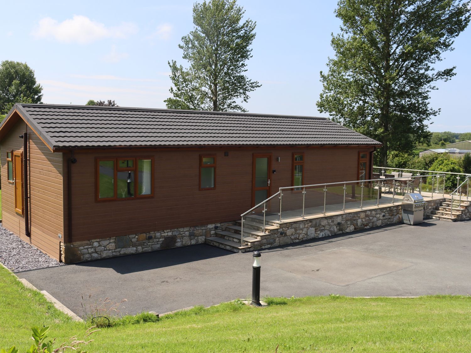 Holly Lodge, Caerwys