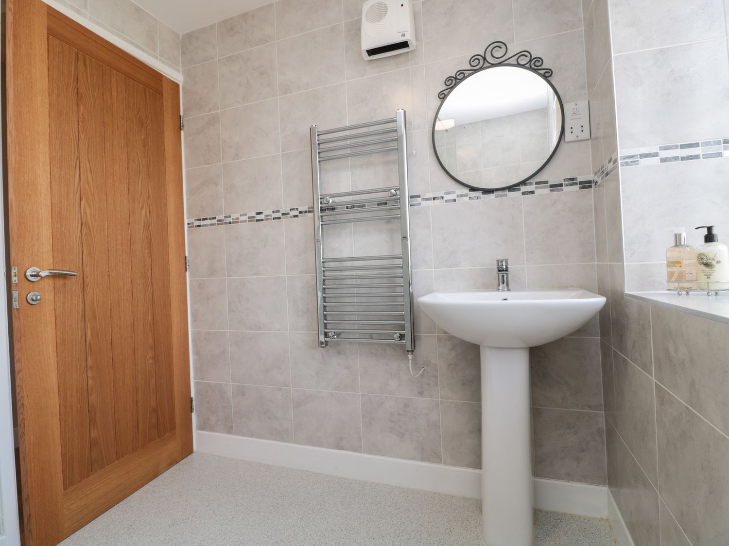 Curlew,  Northumbria